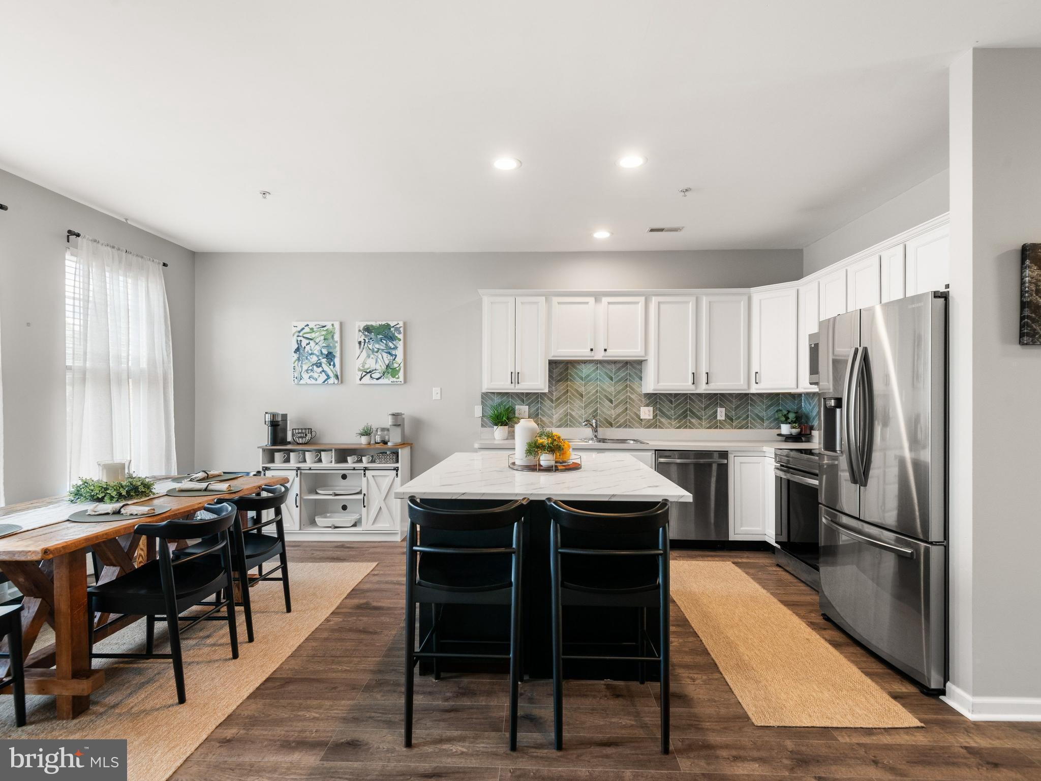 MEWS AT BAILEY STATION - Residential