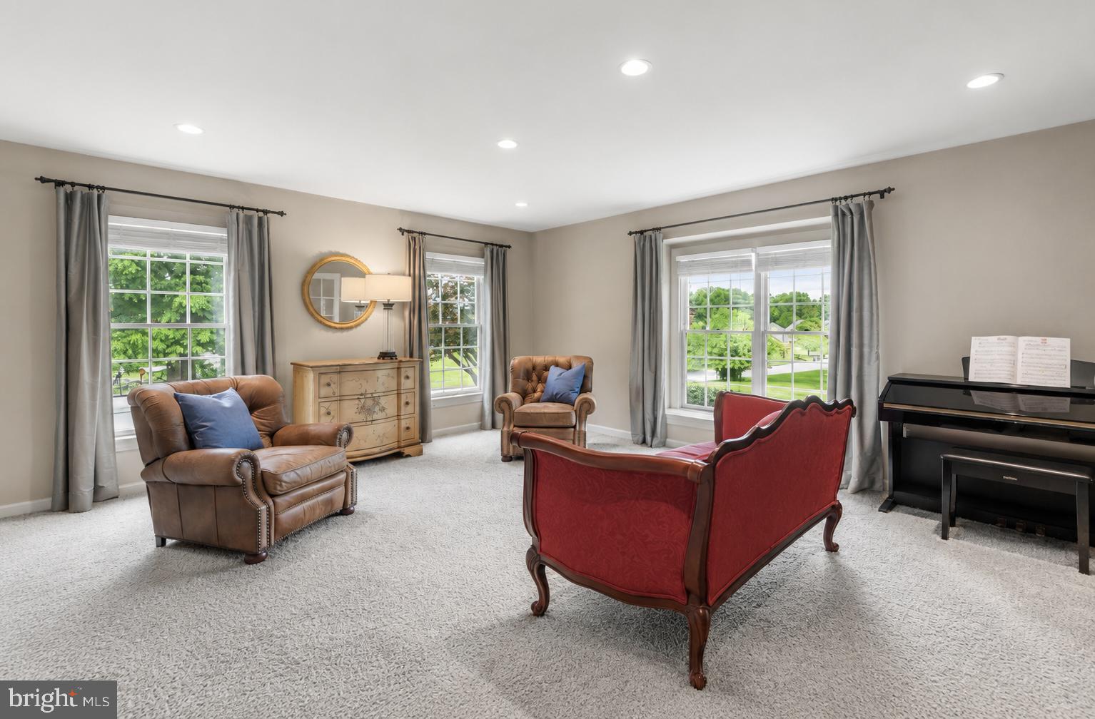 HERON HILL - Residential