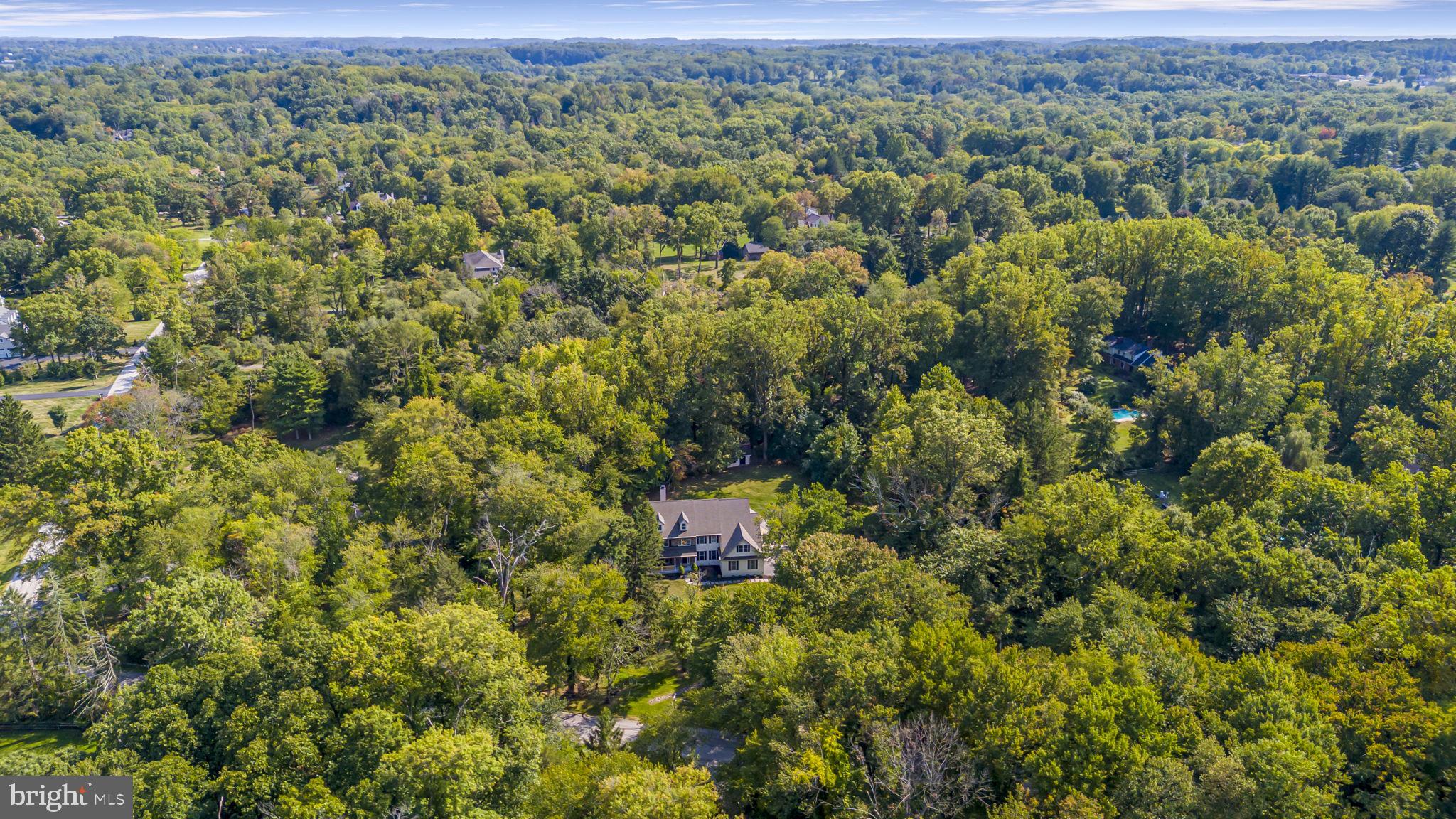 WILLISTOWN ACRES - Residential