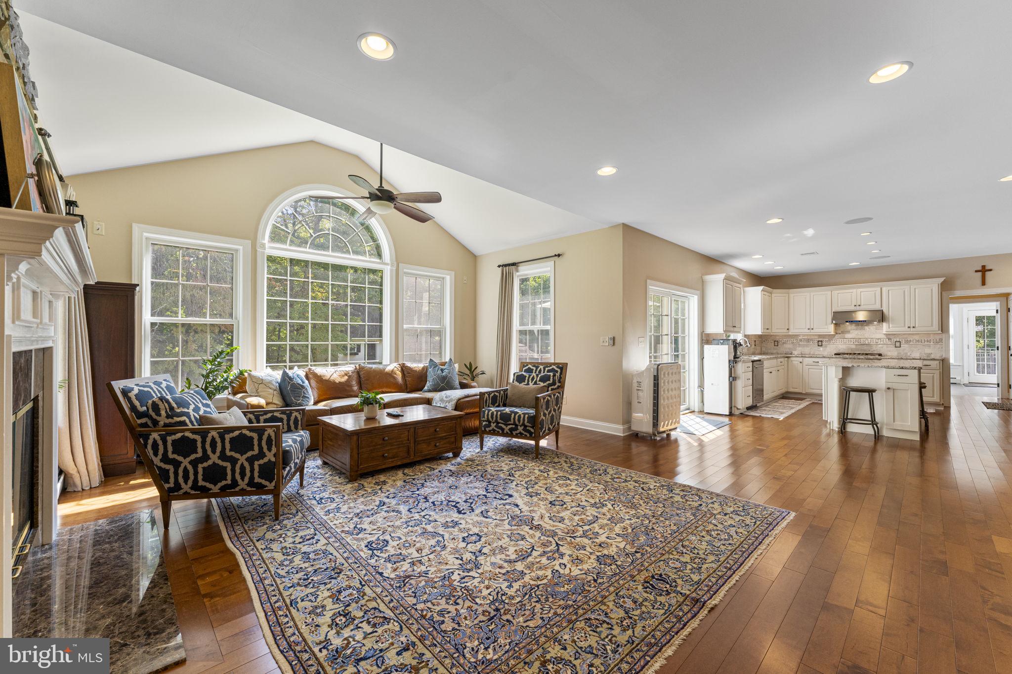 WILLISTOWN ACRES - Residential
