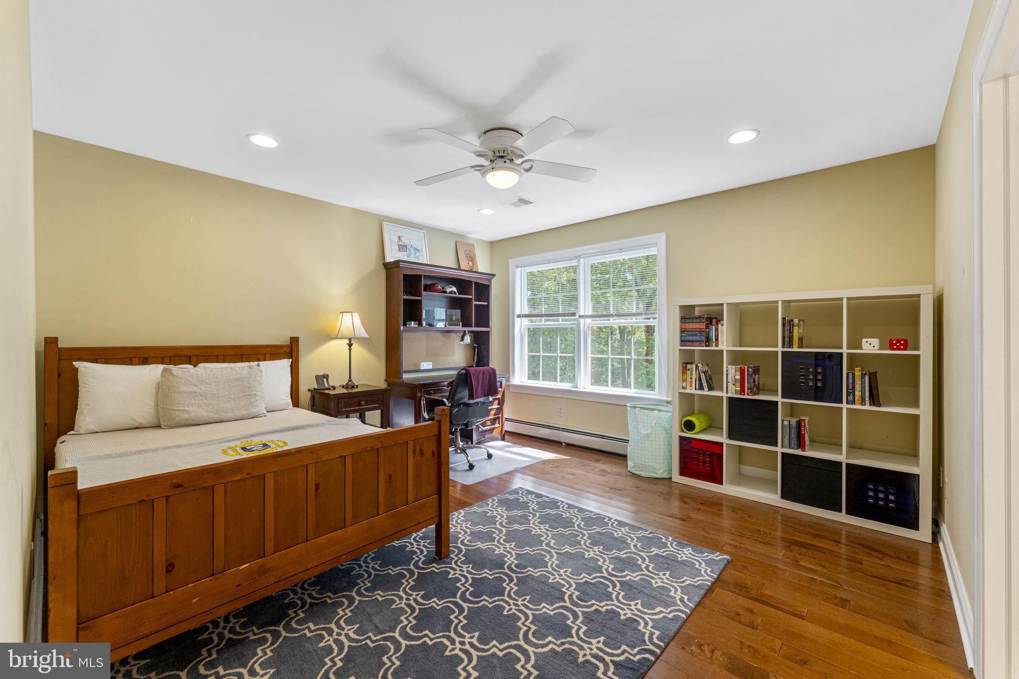 WILLISTOWN ACRES - Residential