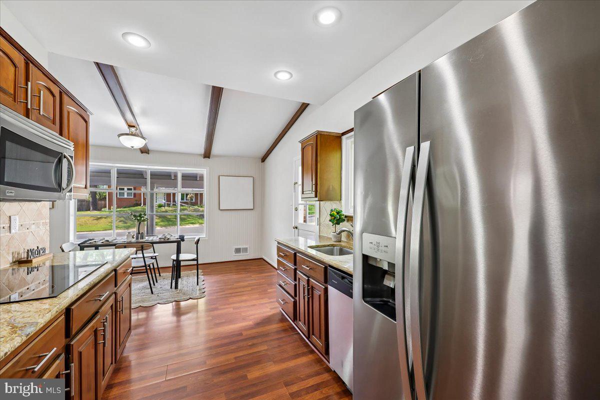 KEMP MILL ESTATES - Residential