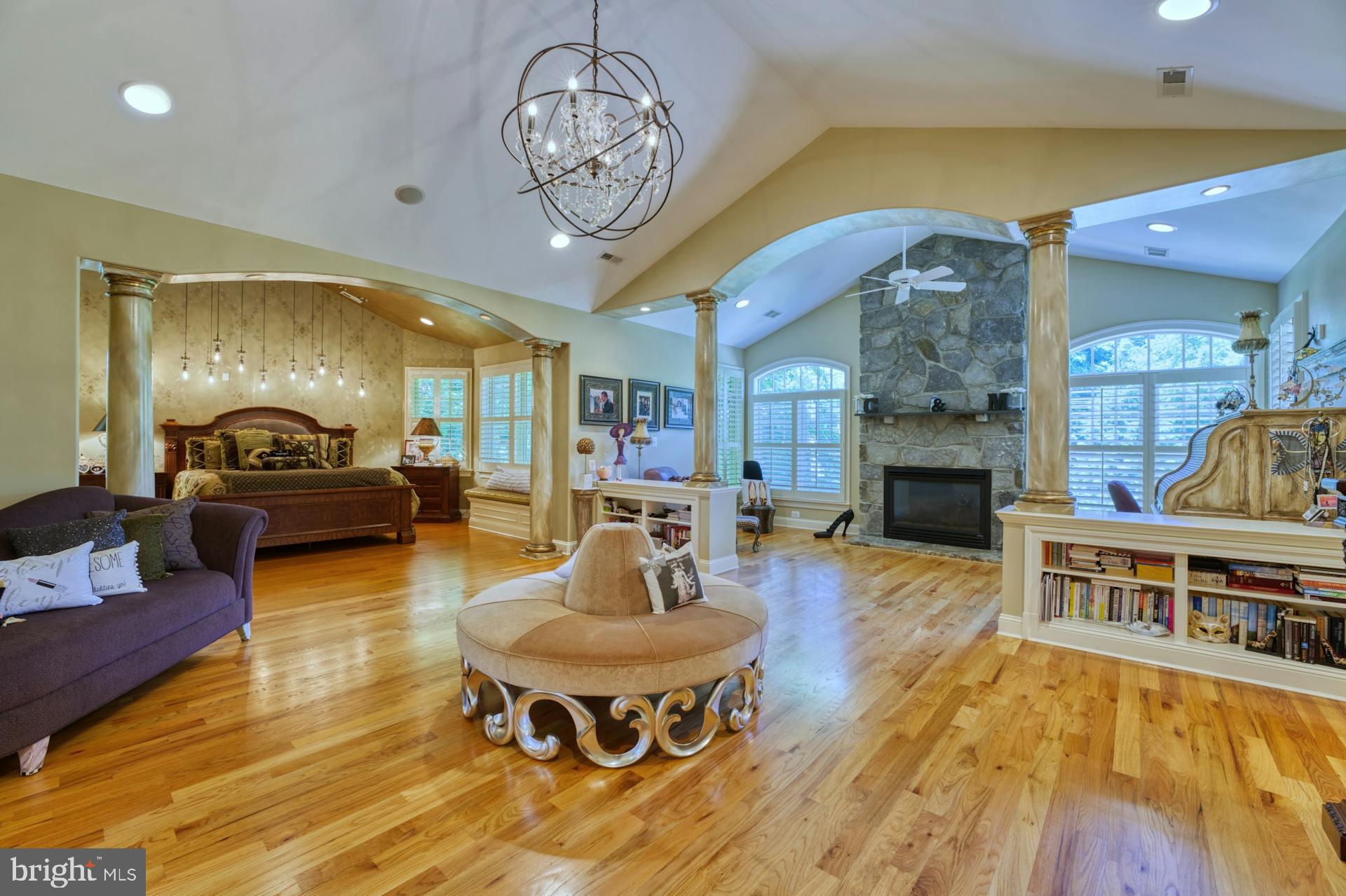 WARDOUR - Residential