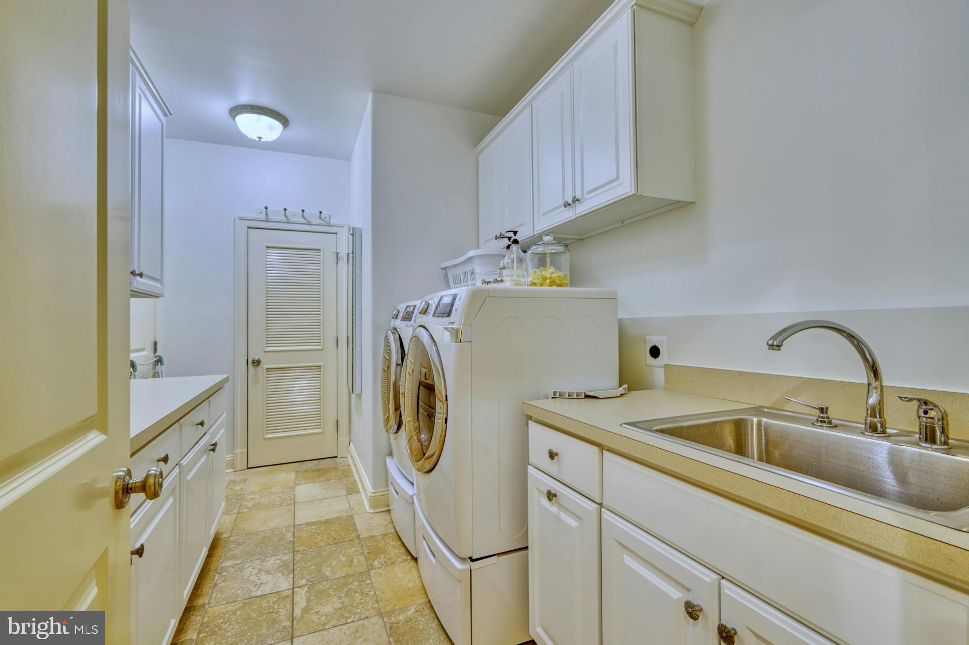 WARDOUR - Residential