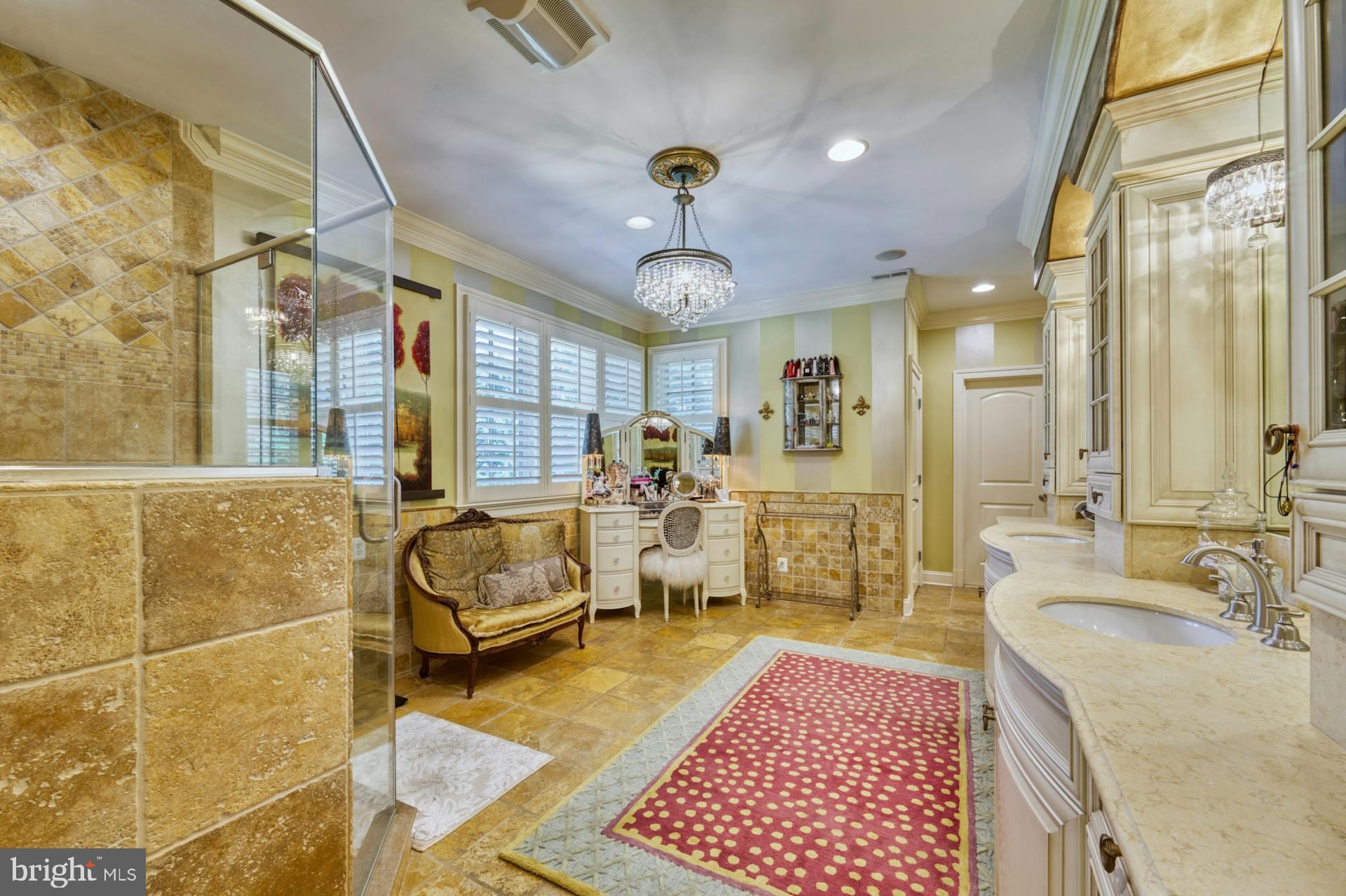 WARDOUR - Residential