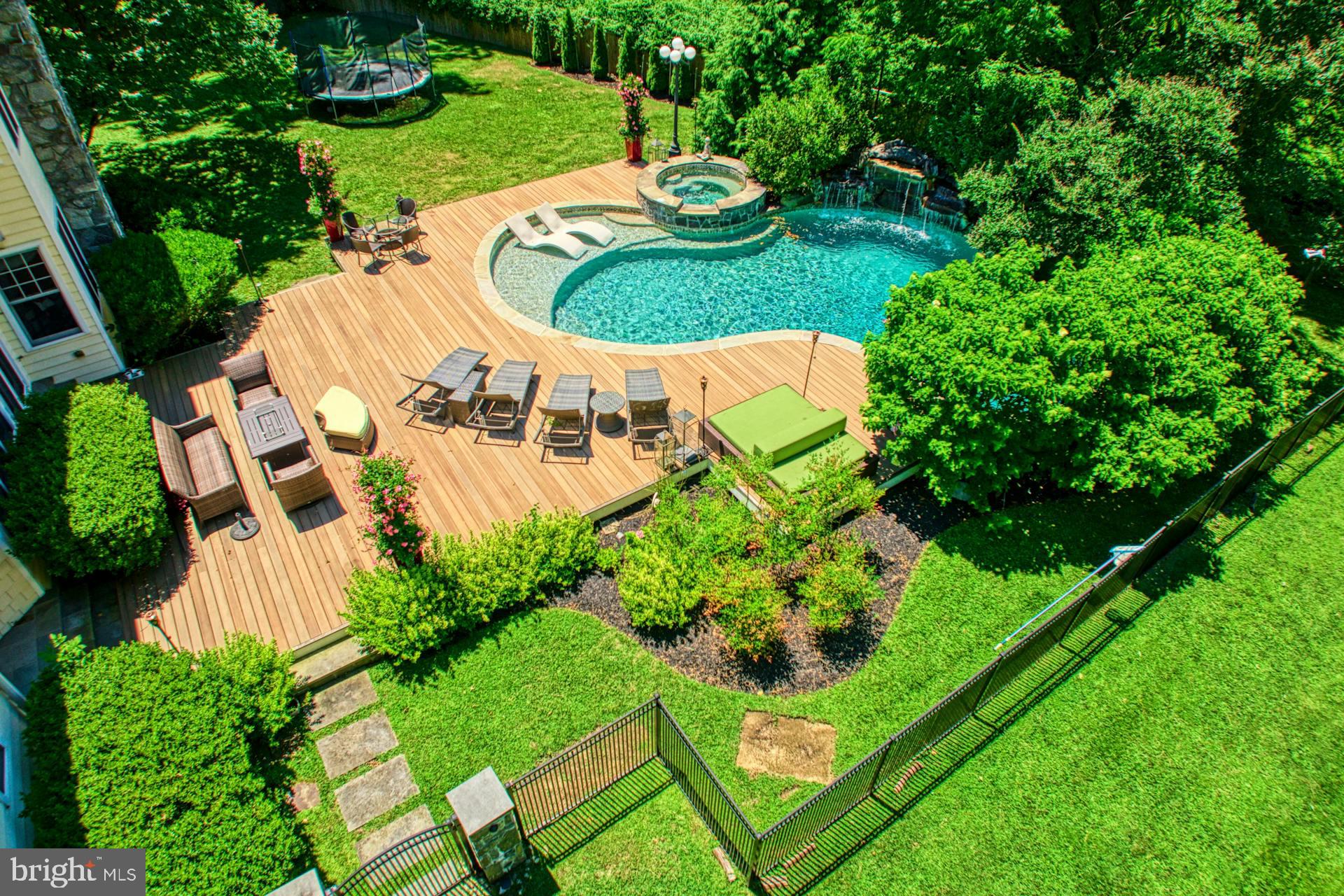 WARDOUR - Residential