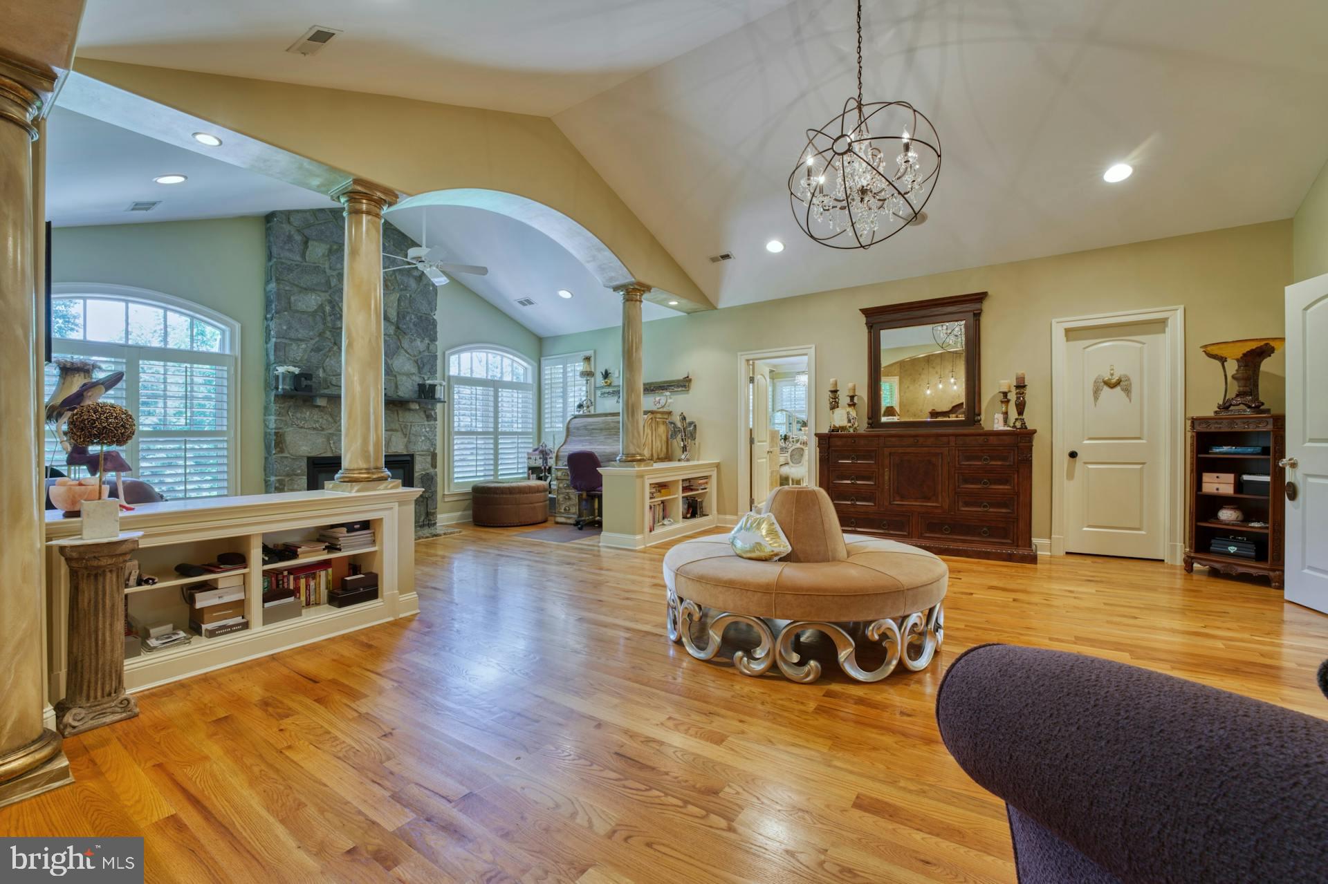 WARDOUR - Residential