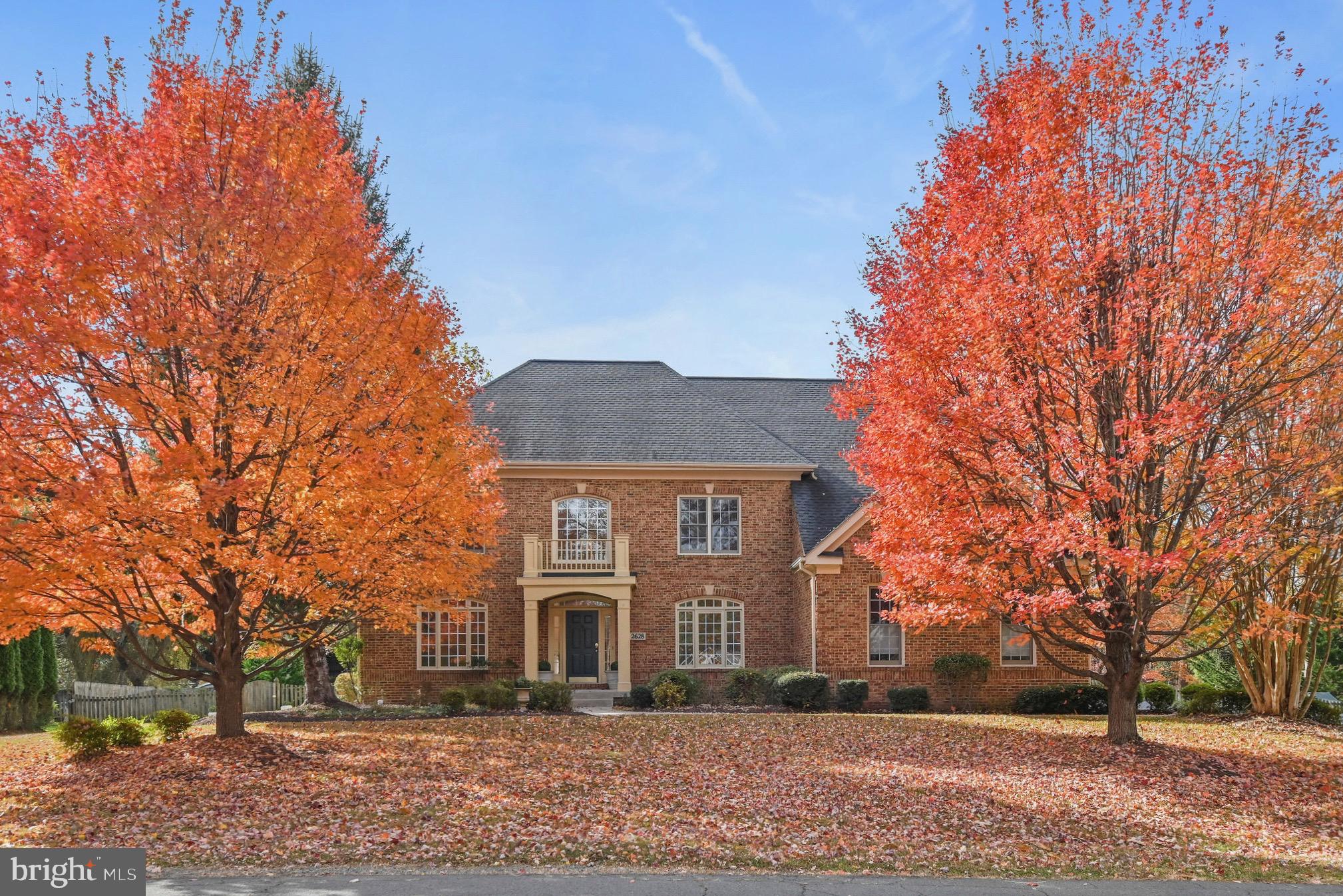 FIVE OAKS - Residential