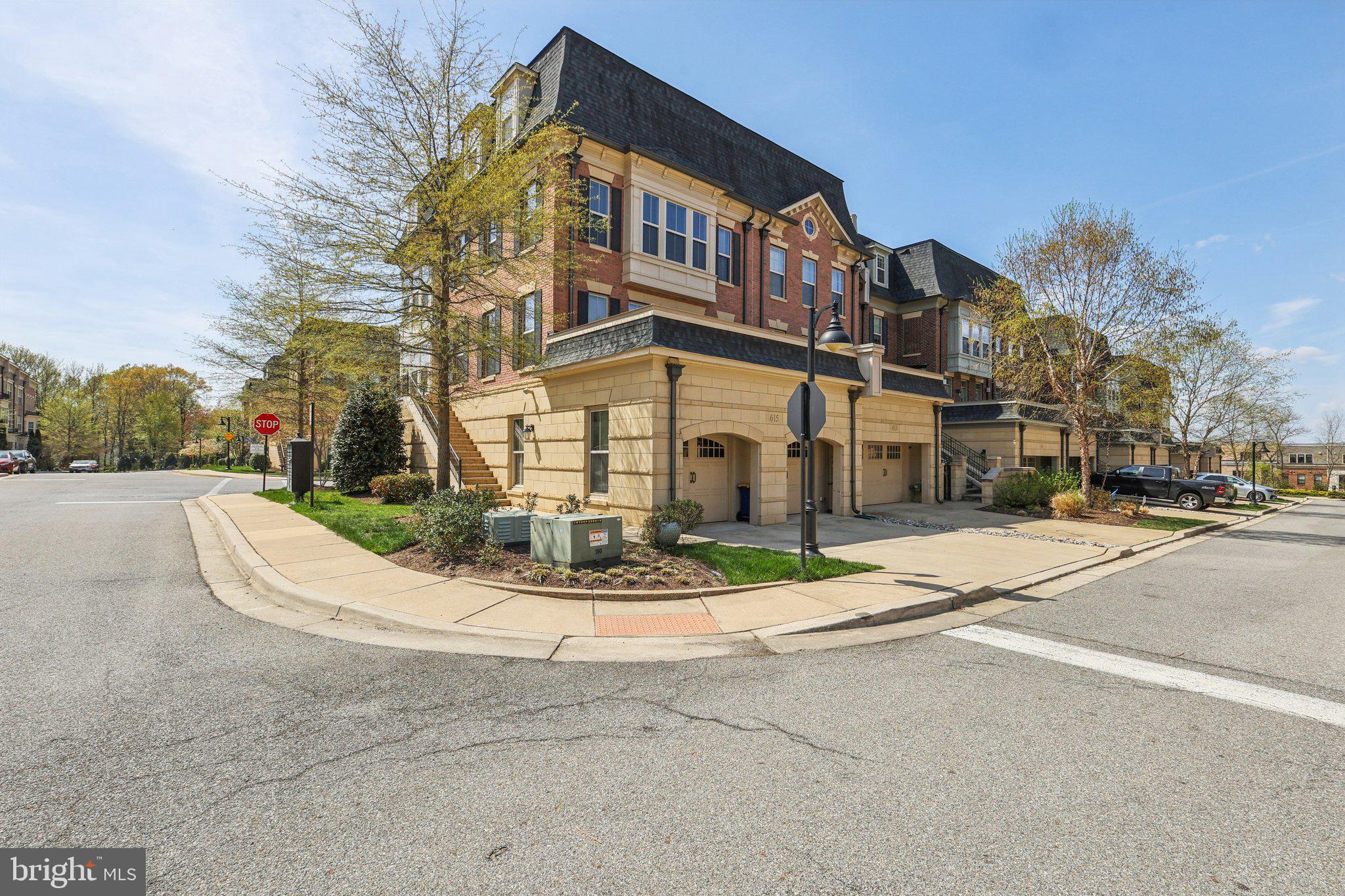 POTOMAC OVERLOOK AT NATIONAL HARBOR - Residential