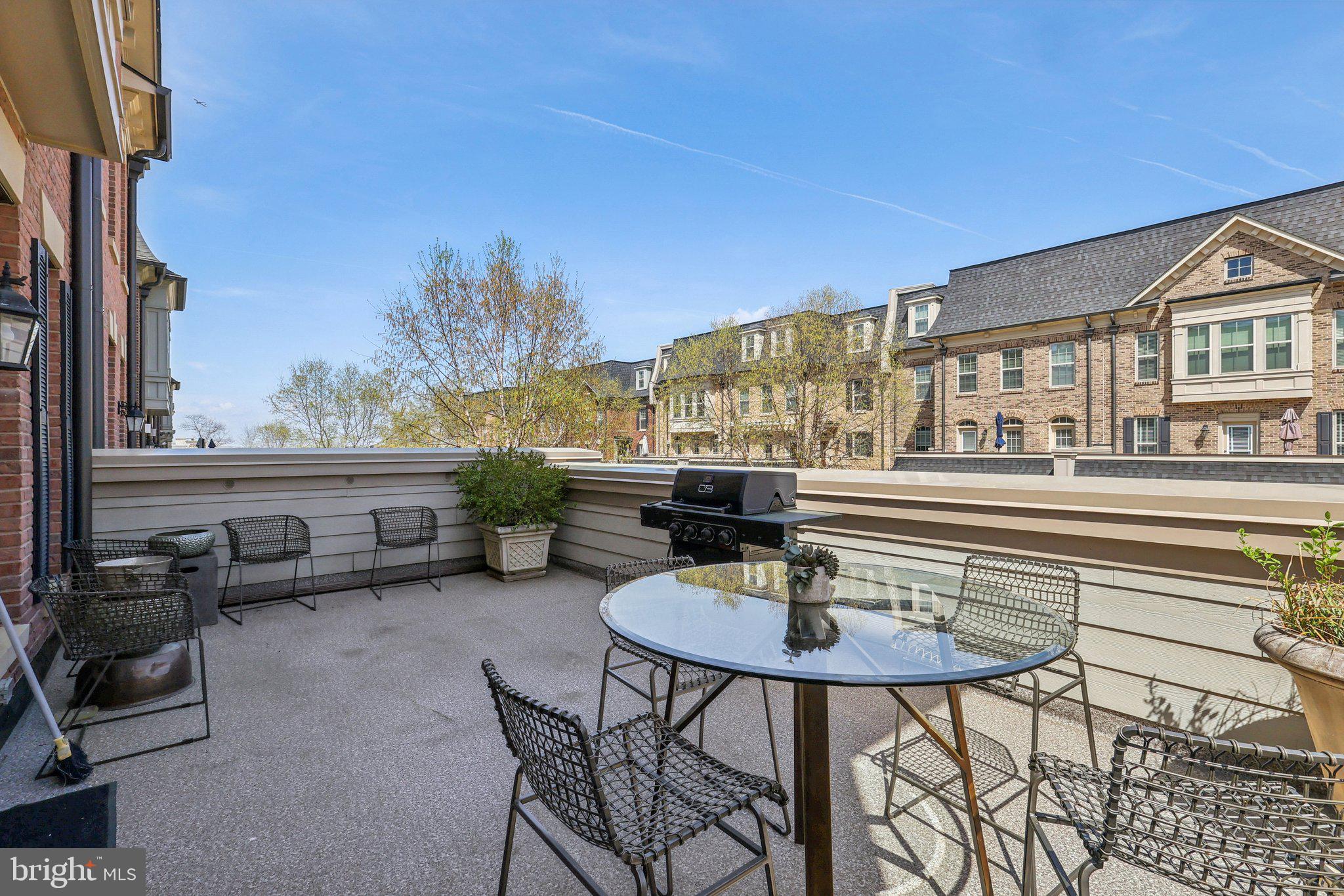POTOMAC OVERLOOK AT NATIONAL HARBOR - Residential
