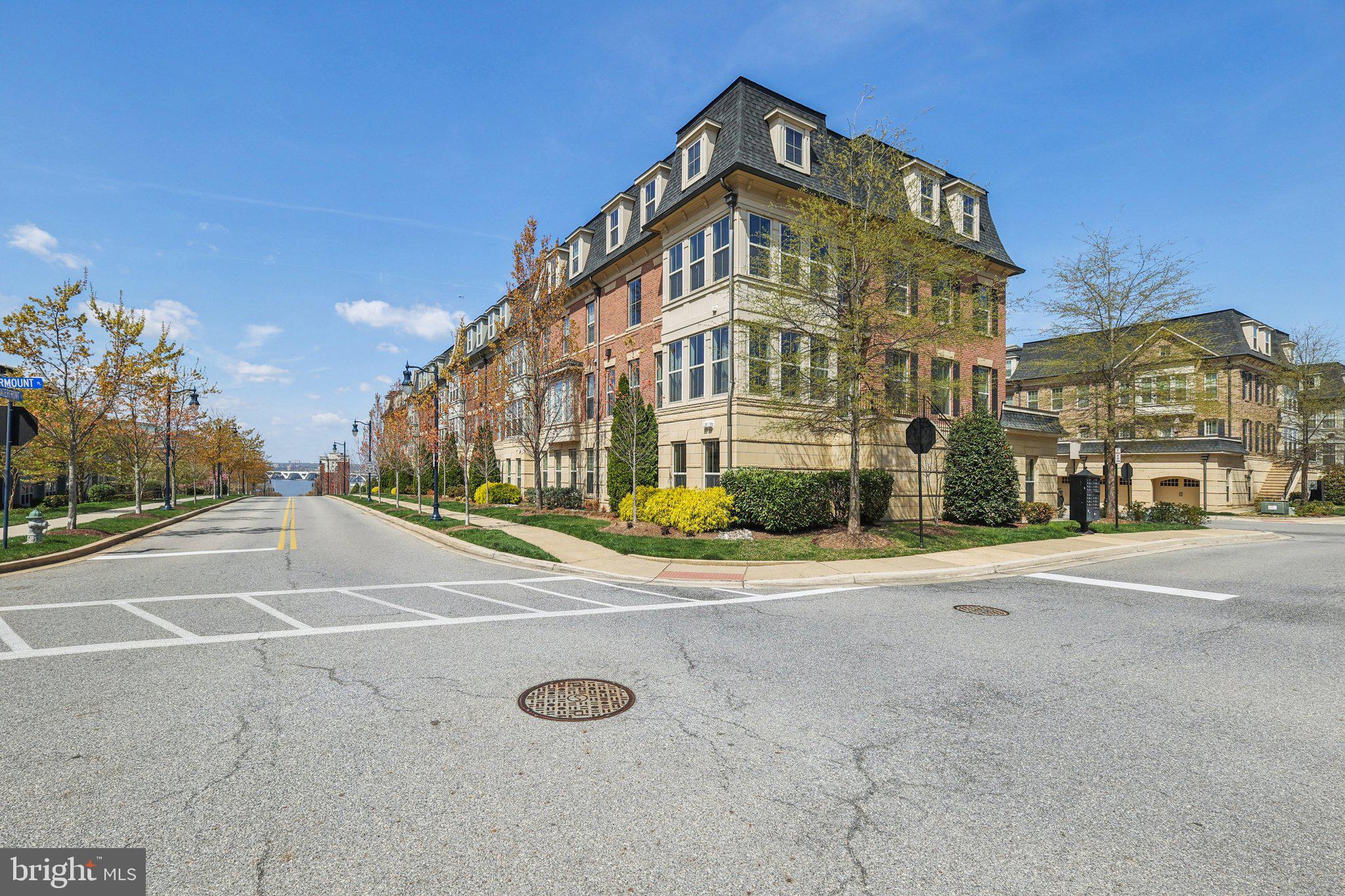POTOMAC OVERLOOK AT NATIONAL HARBOR - Residential