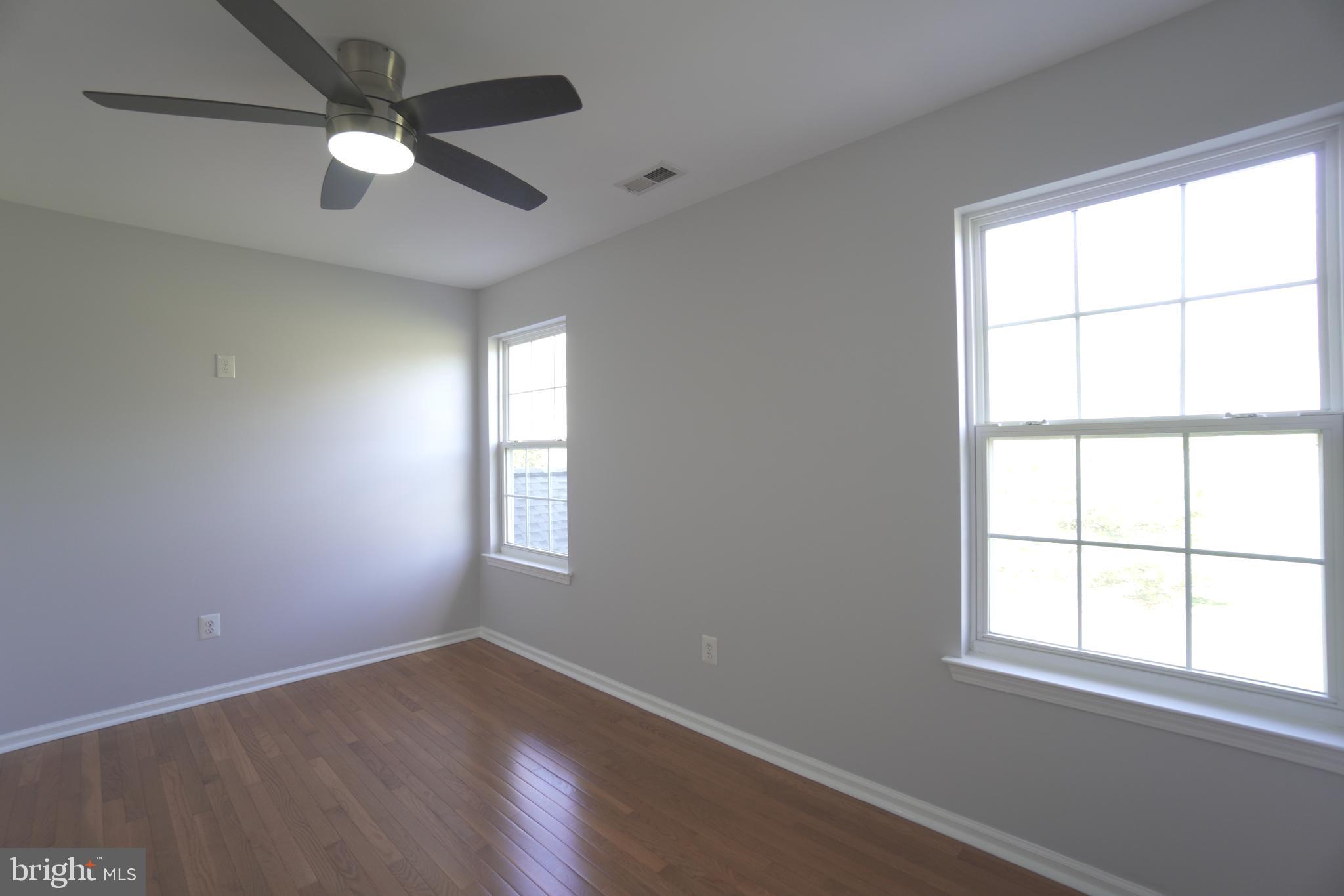 NORTH POINTE - Residential
