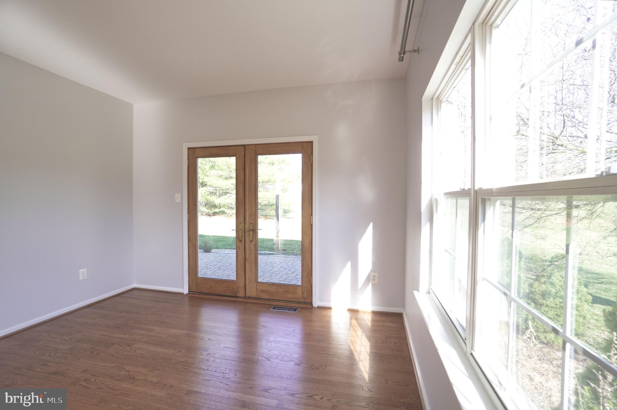 NORTH POINTE - Residential