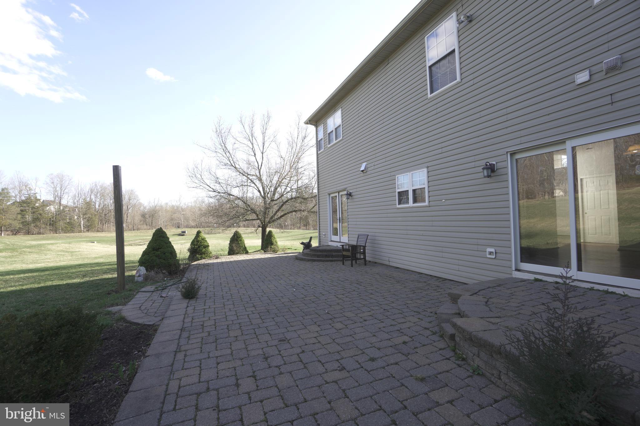 NORTH POINTE - Residential