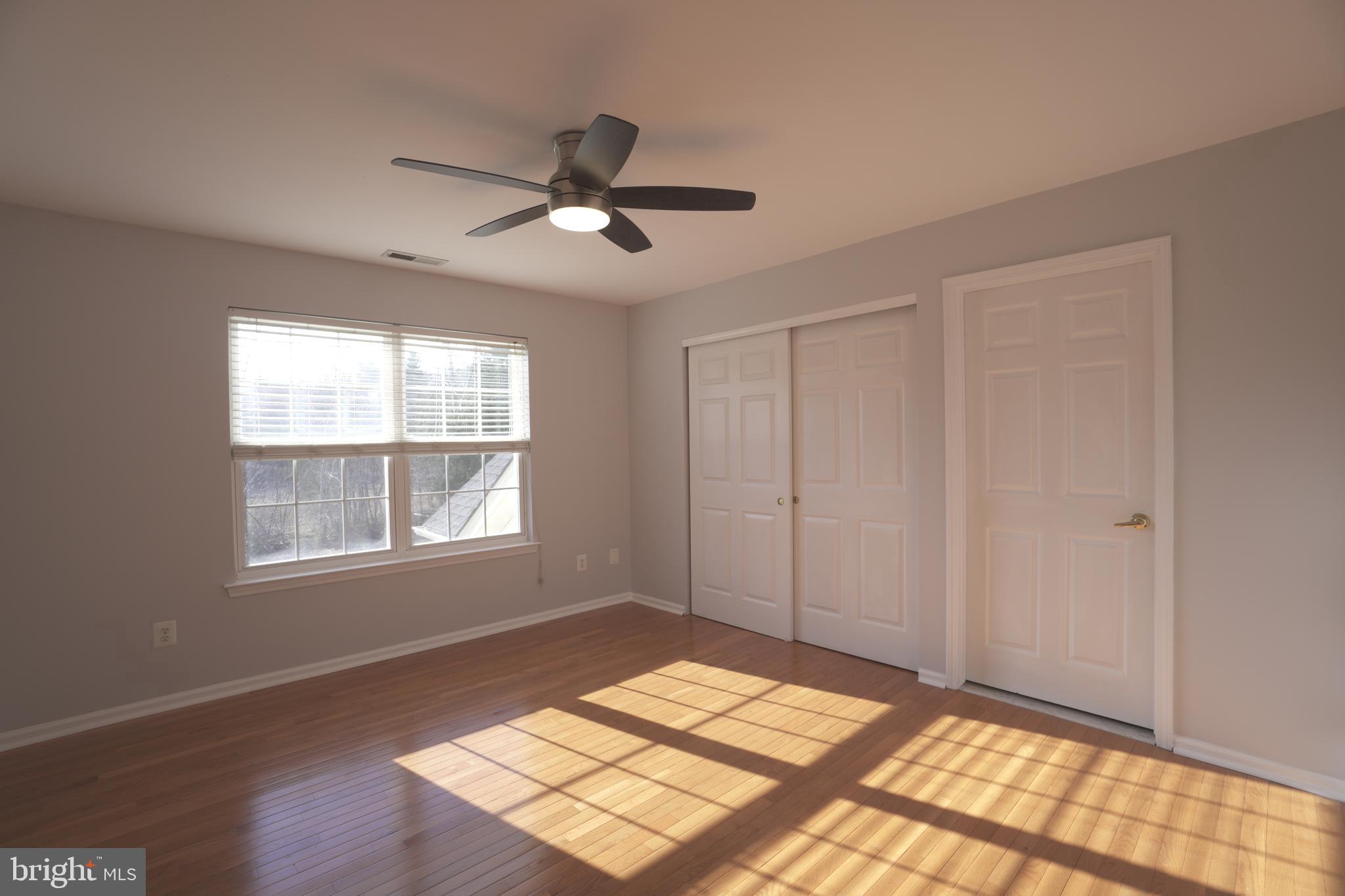 NORTH POINTE - Residential