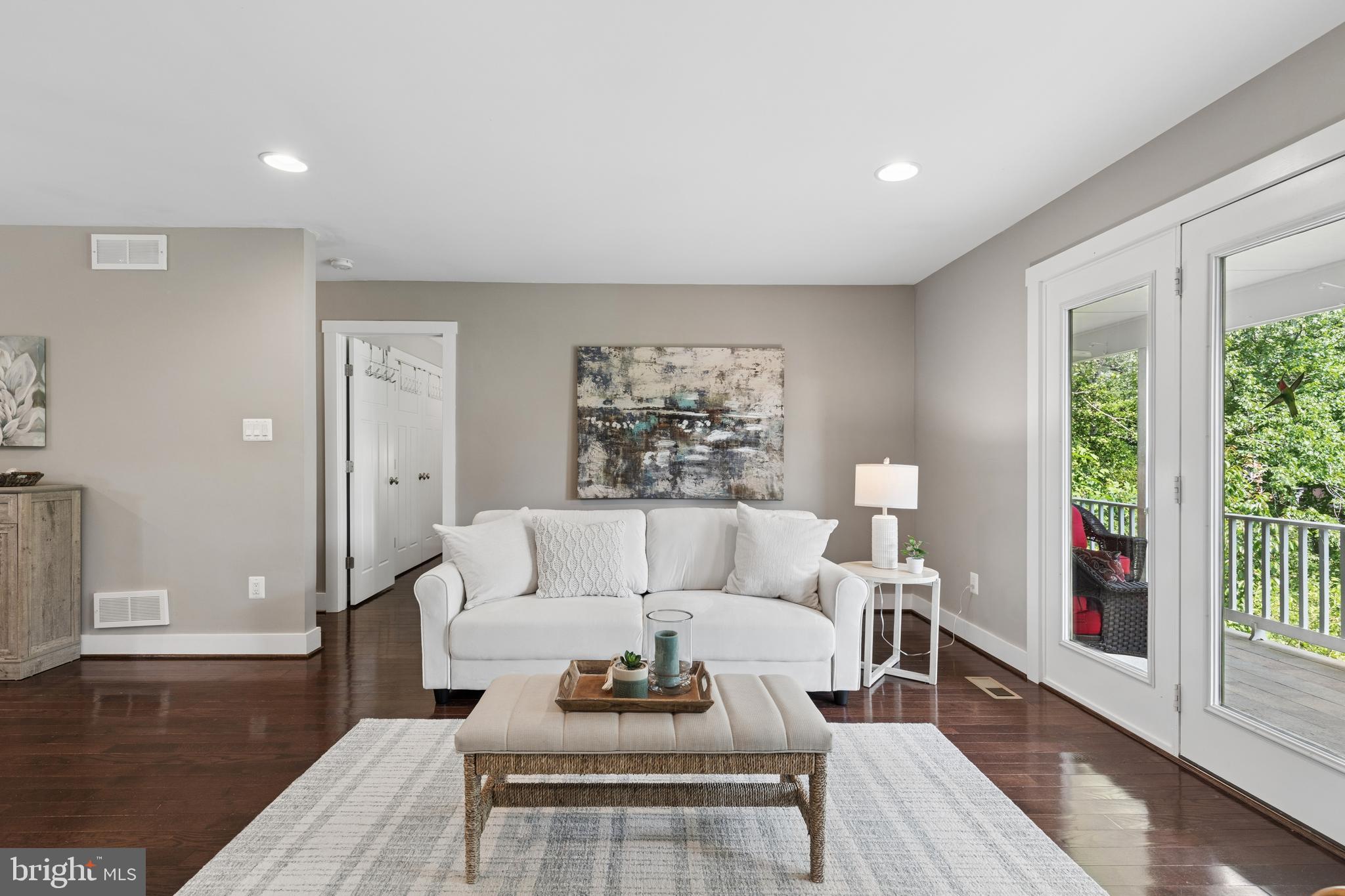 SEVERNA PARK - Residential