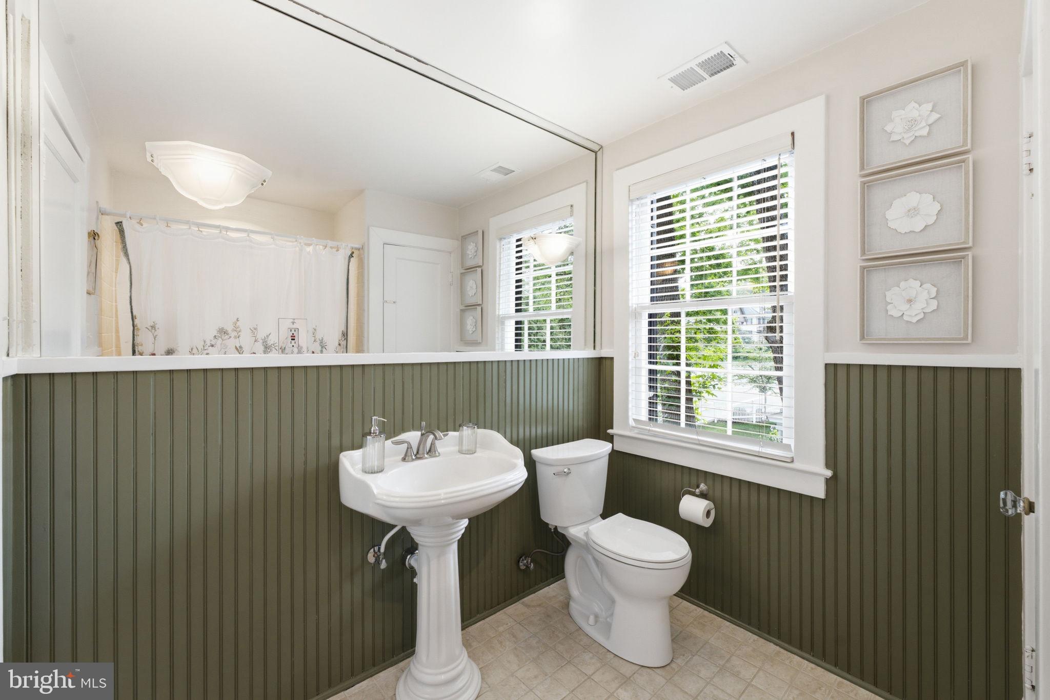 KENSINGTON PARK - Residential