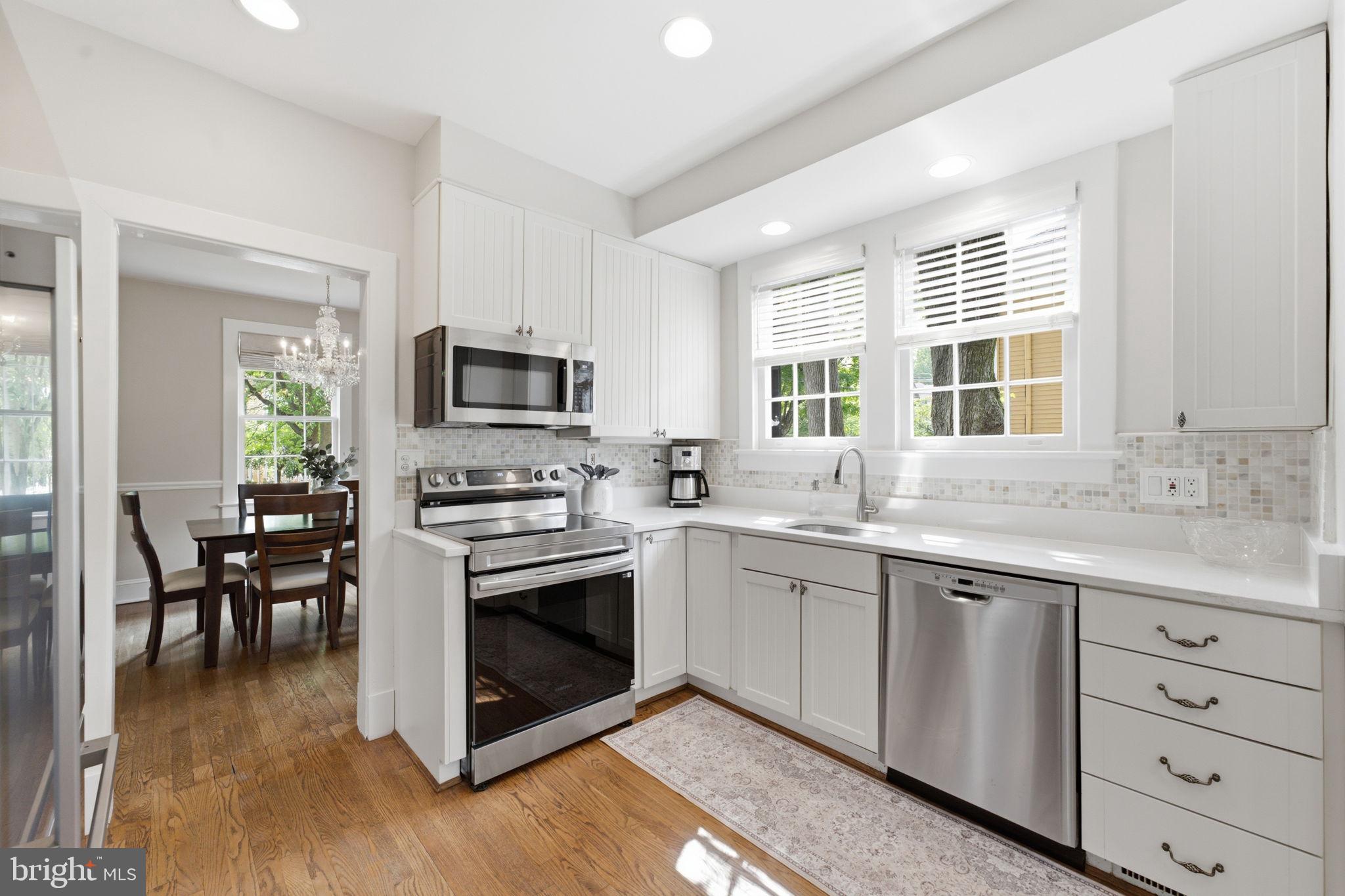 KENSINGTON PARK - Residential