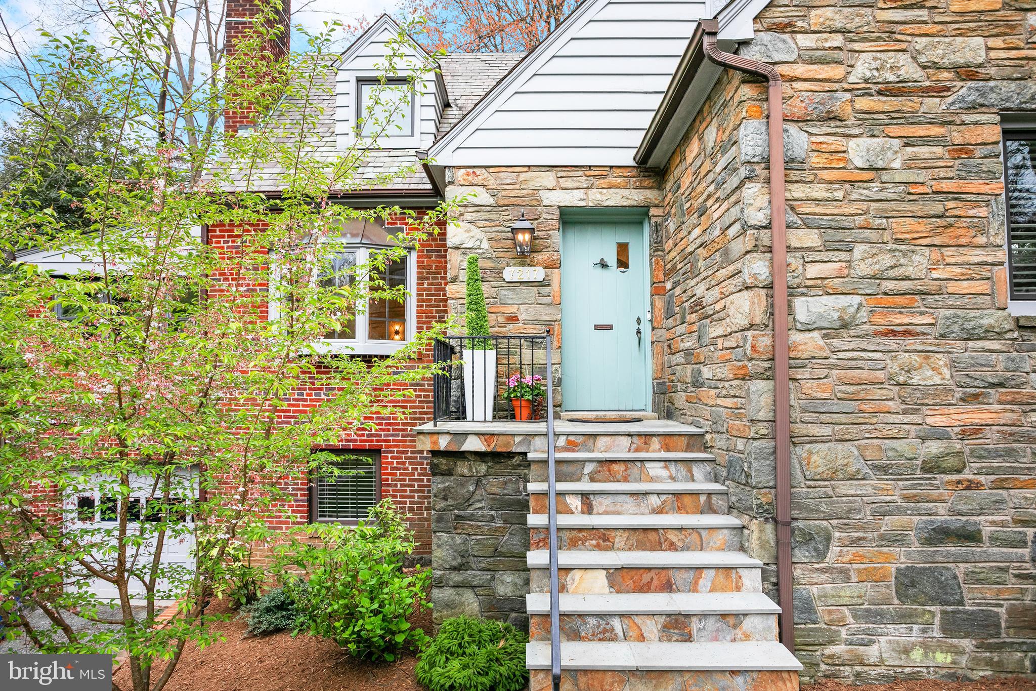 ROLLINGWOOD - Residential