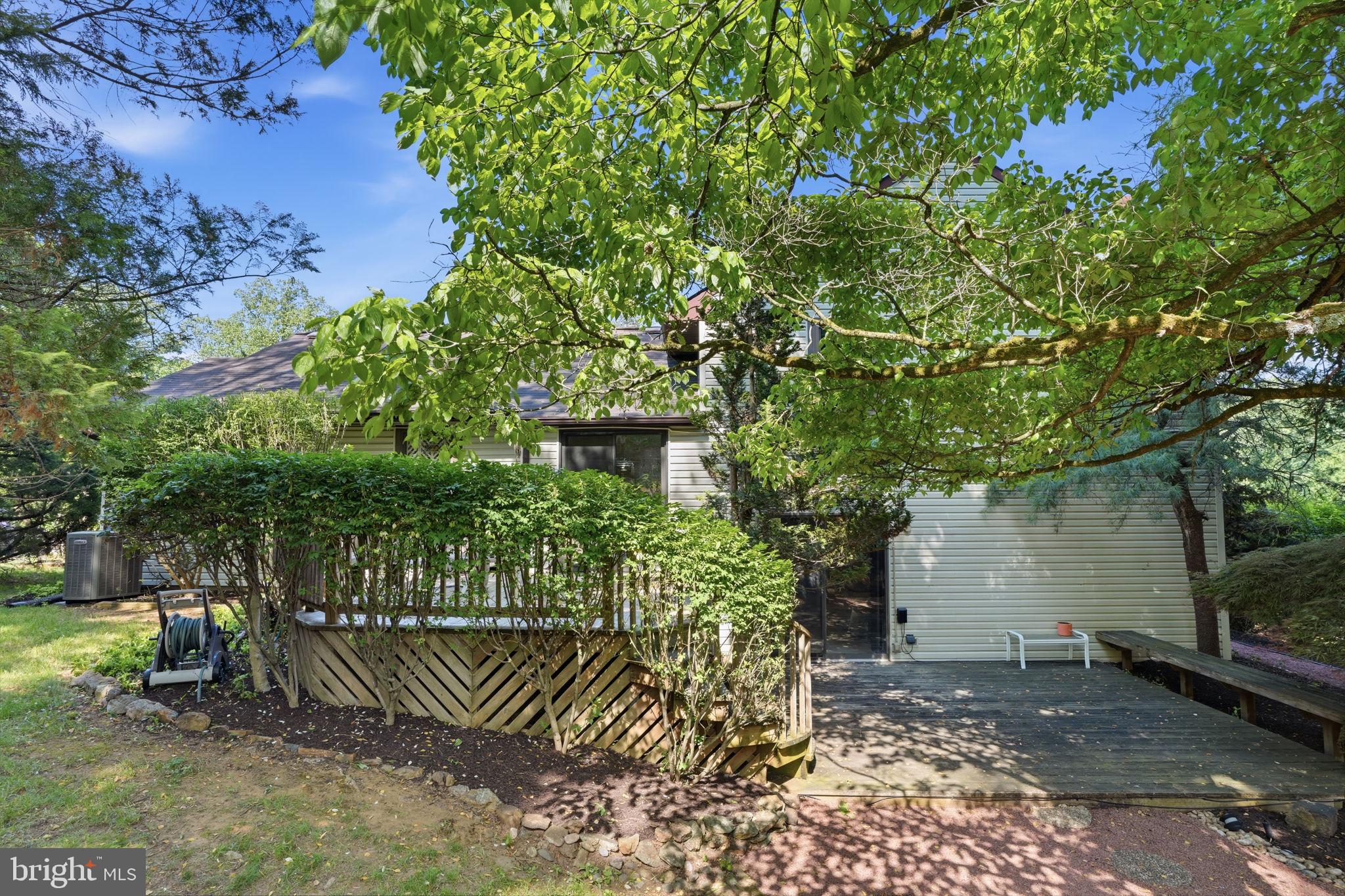 WOODLYN CROSSING - Residential