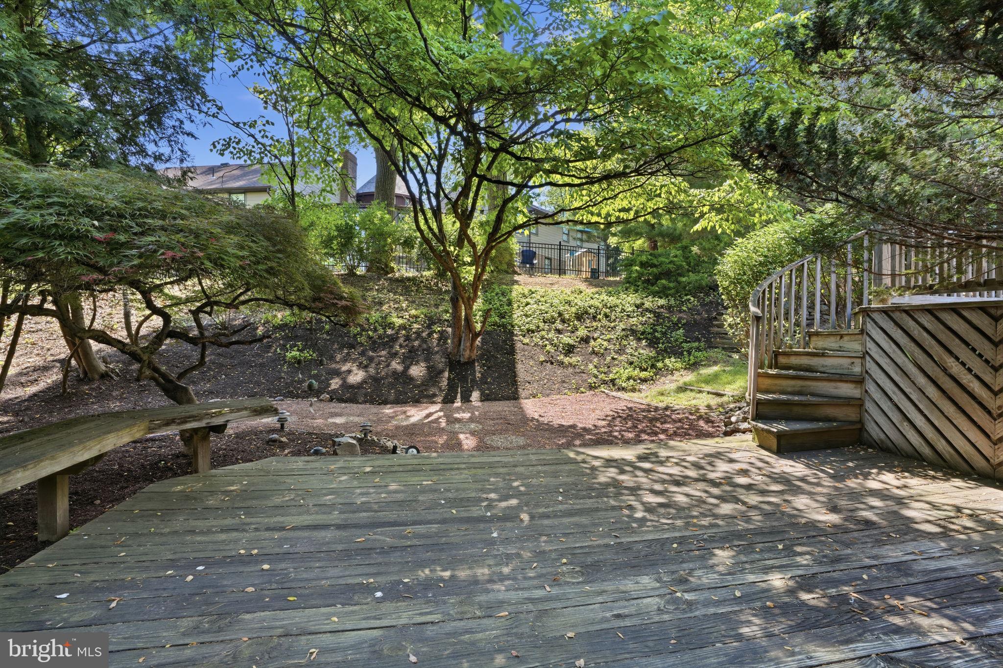 WOODLYN CROSSING - Residential