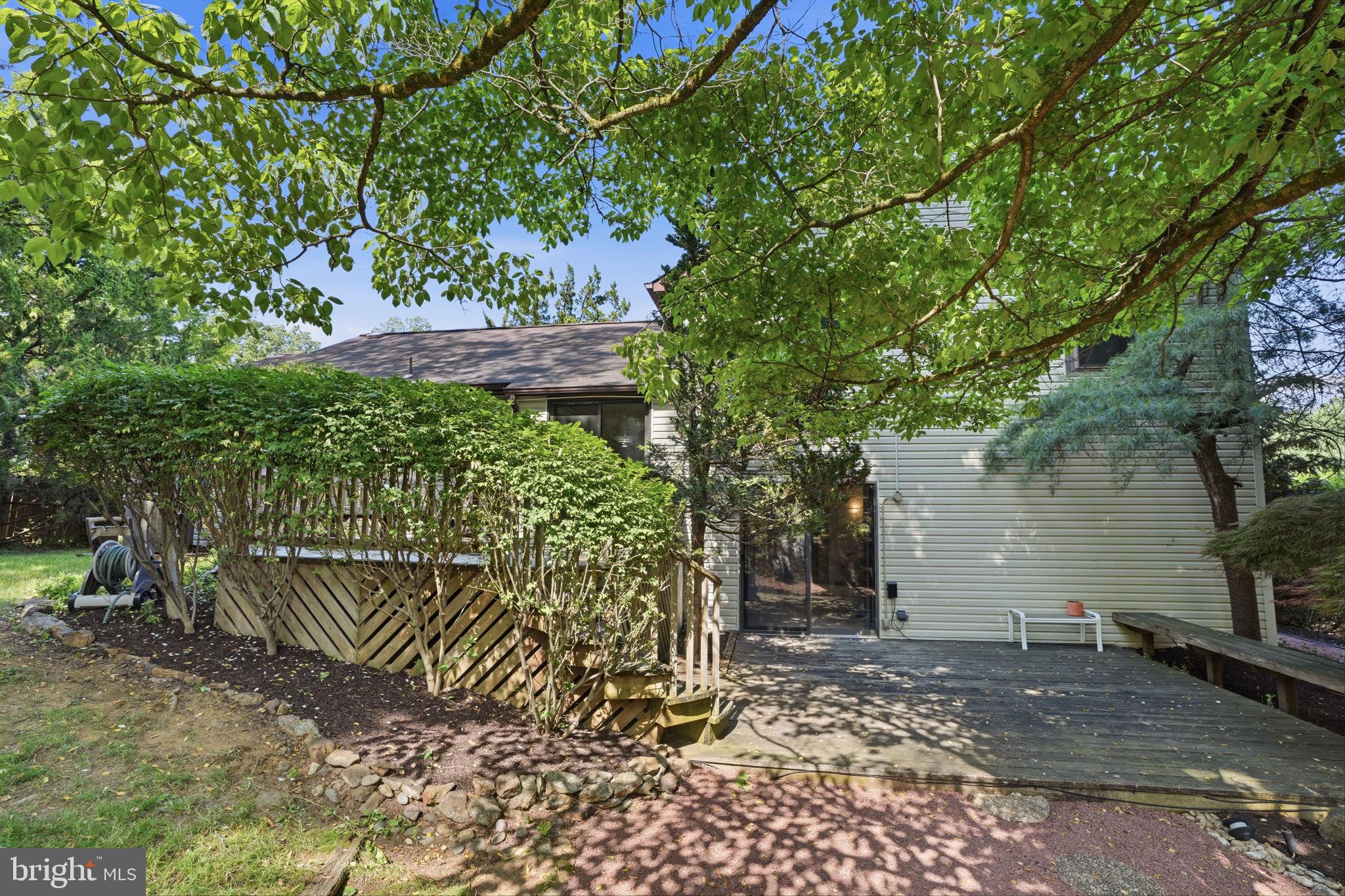 WOODLYN CROSSING - Residential