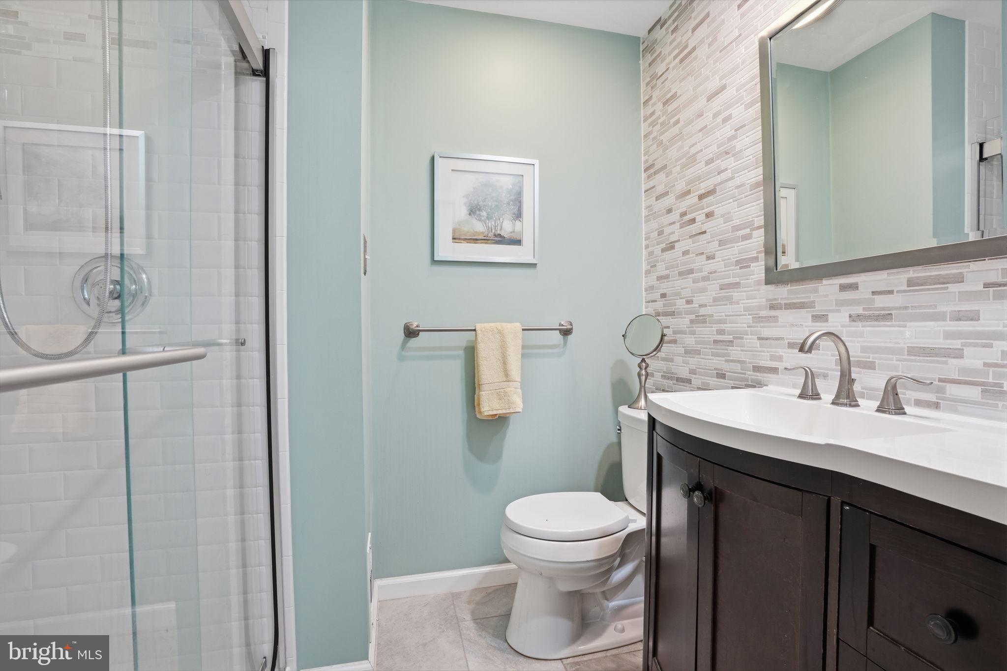 WOODLYN CROSSING - Residential