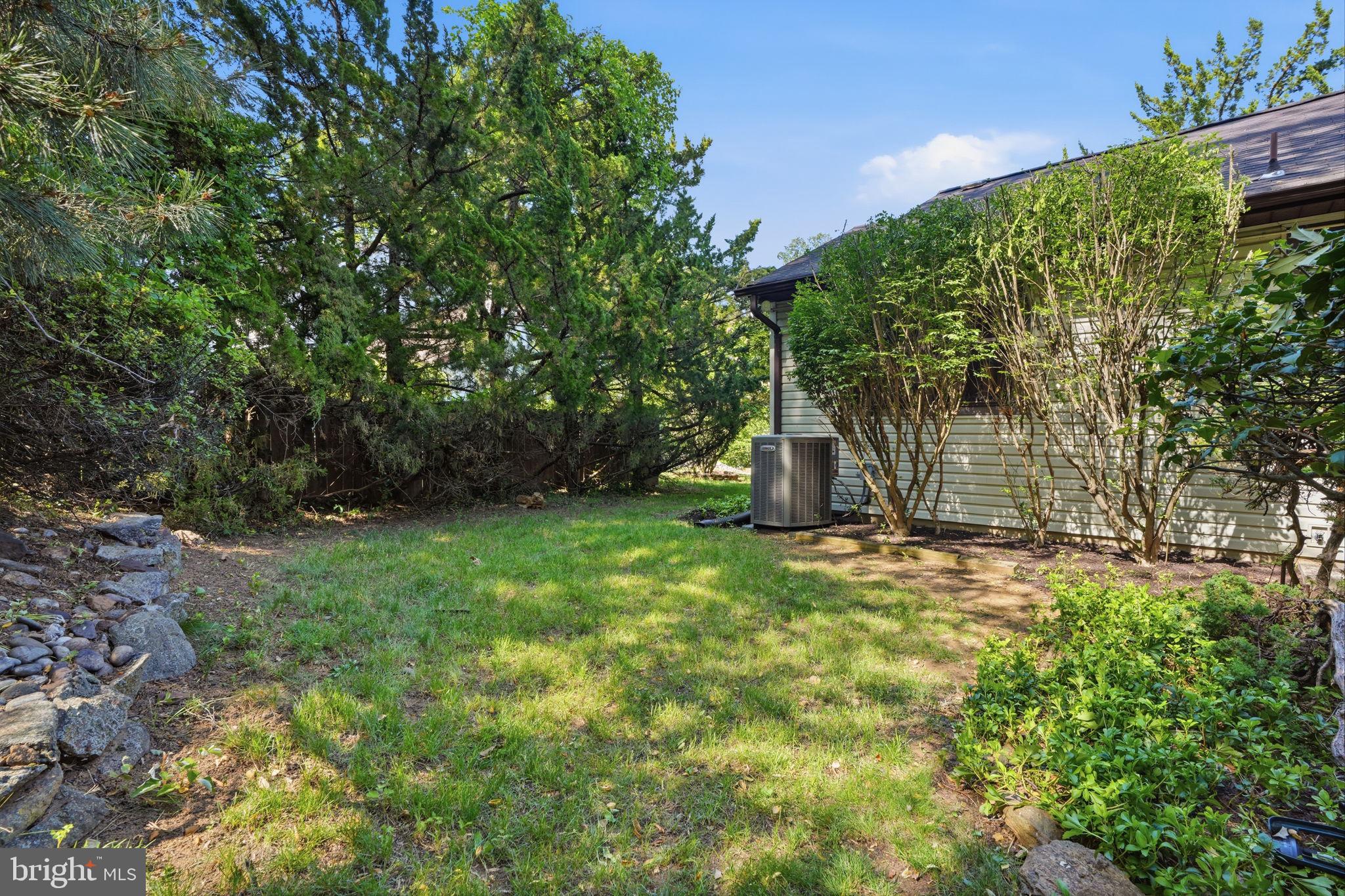 WOODLYN CROSSING - Residential
