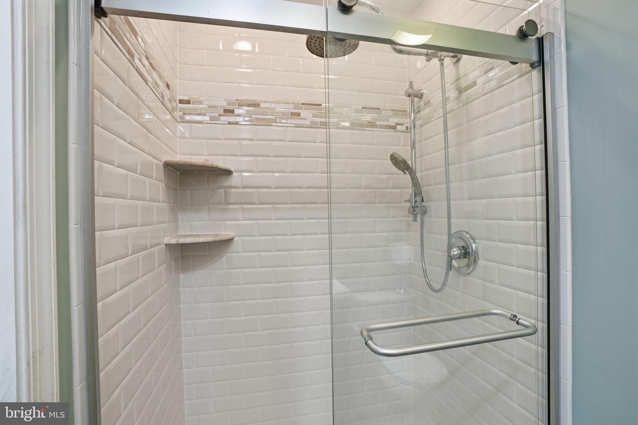 WOODLYN CROSSING - Residential