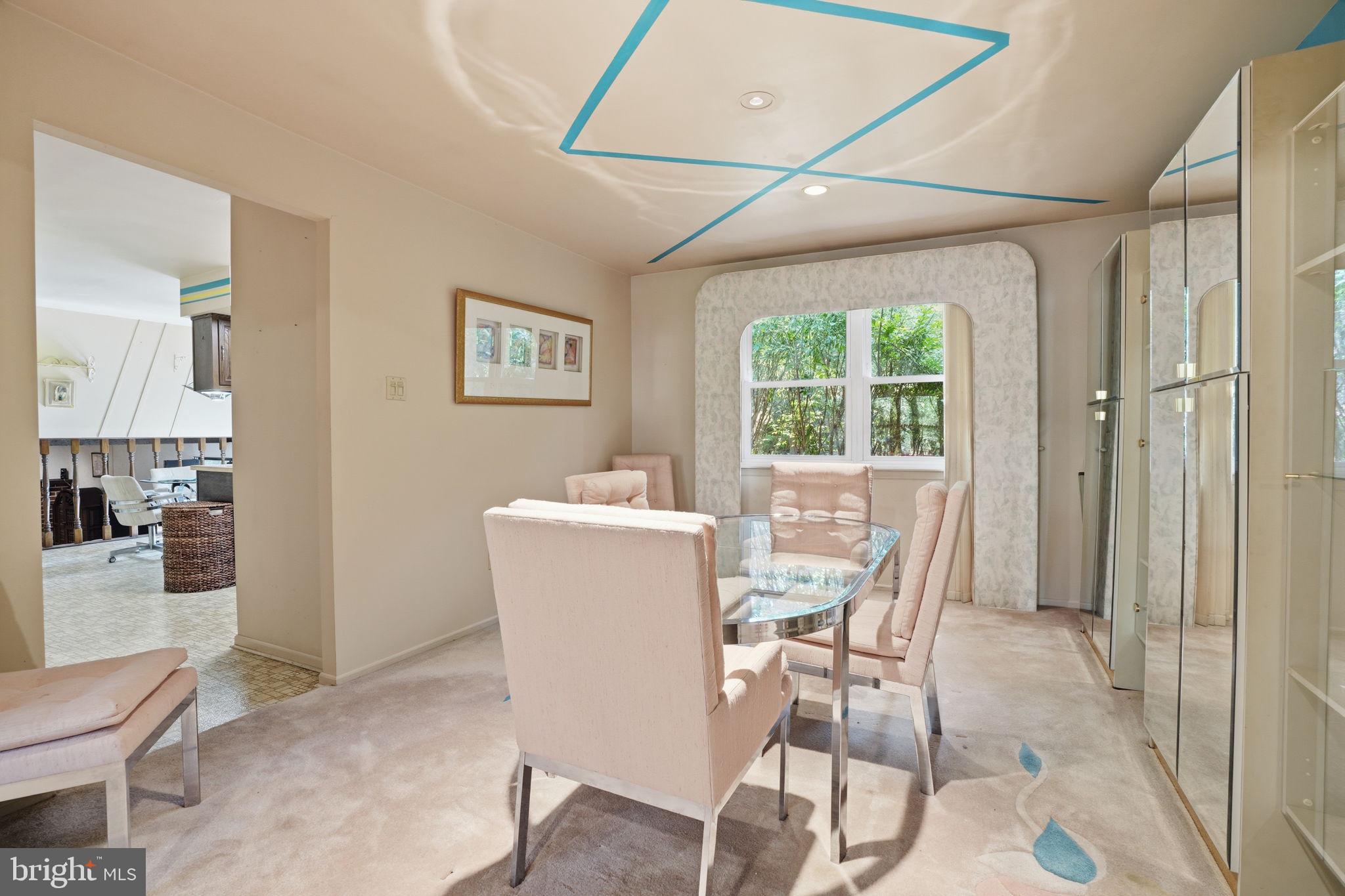 WOODLYN CROSSING - Residential