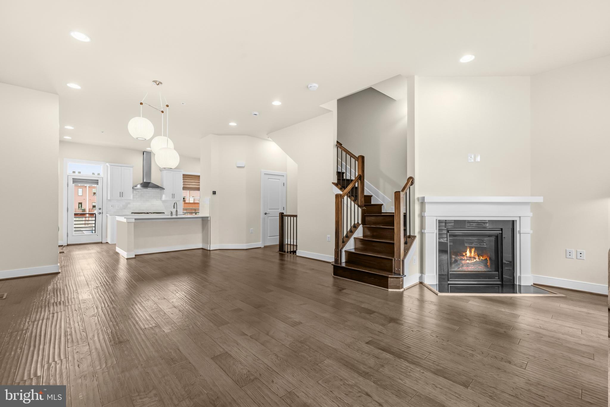 POTOMAC YARD - Residential