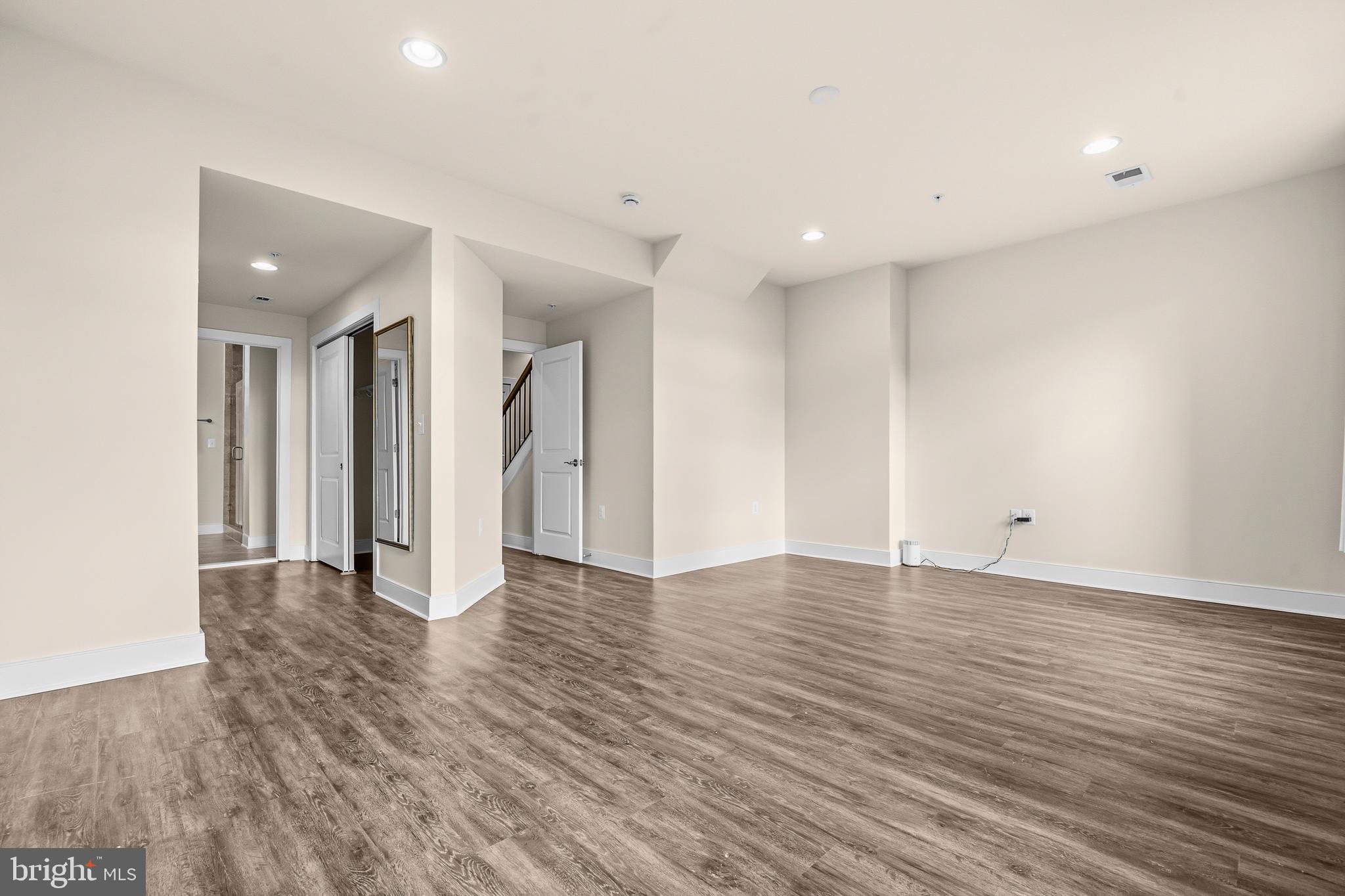 POTOMAC YARD - Residential