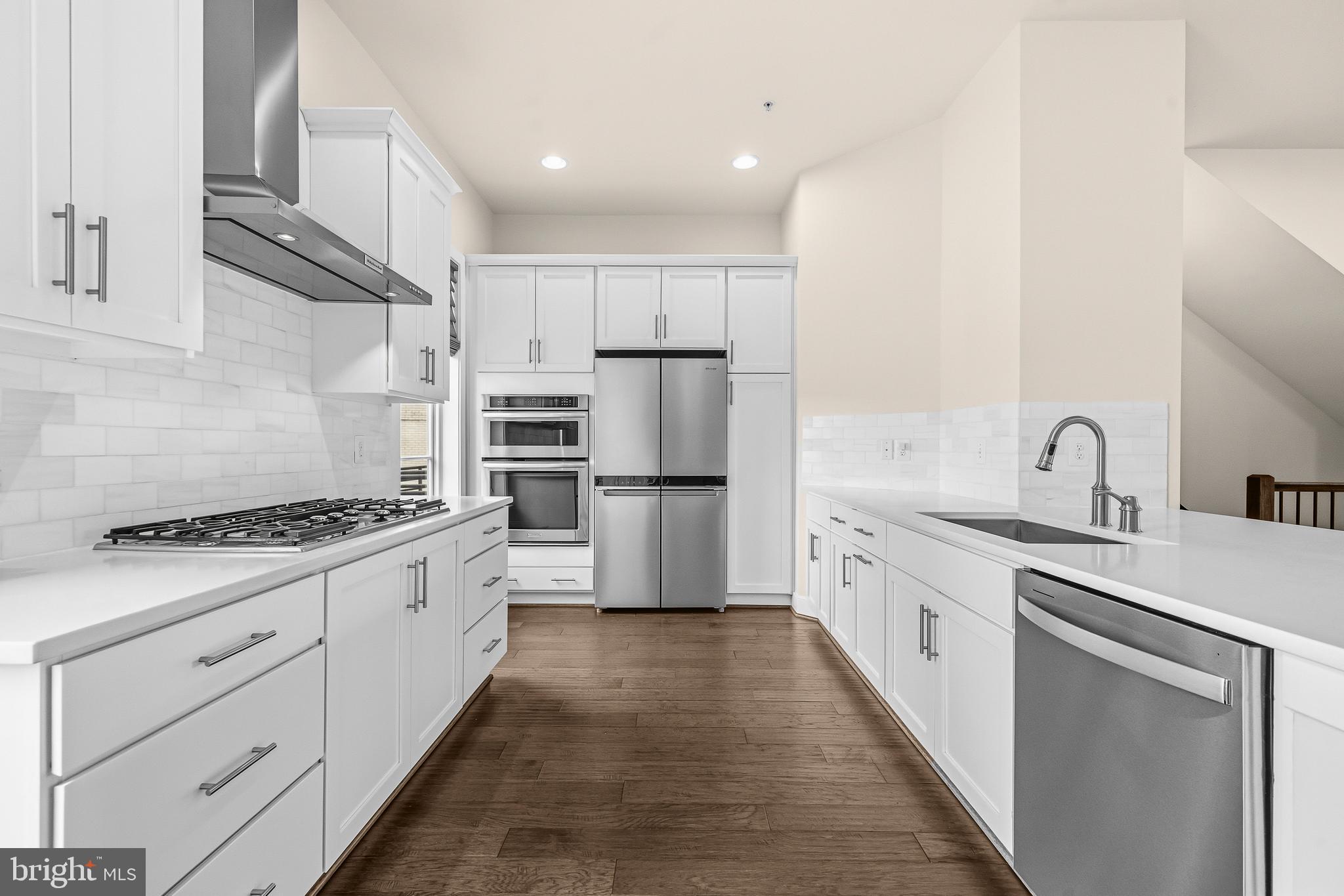 POTOMAC YARD - Residential