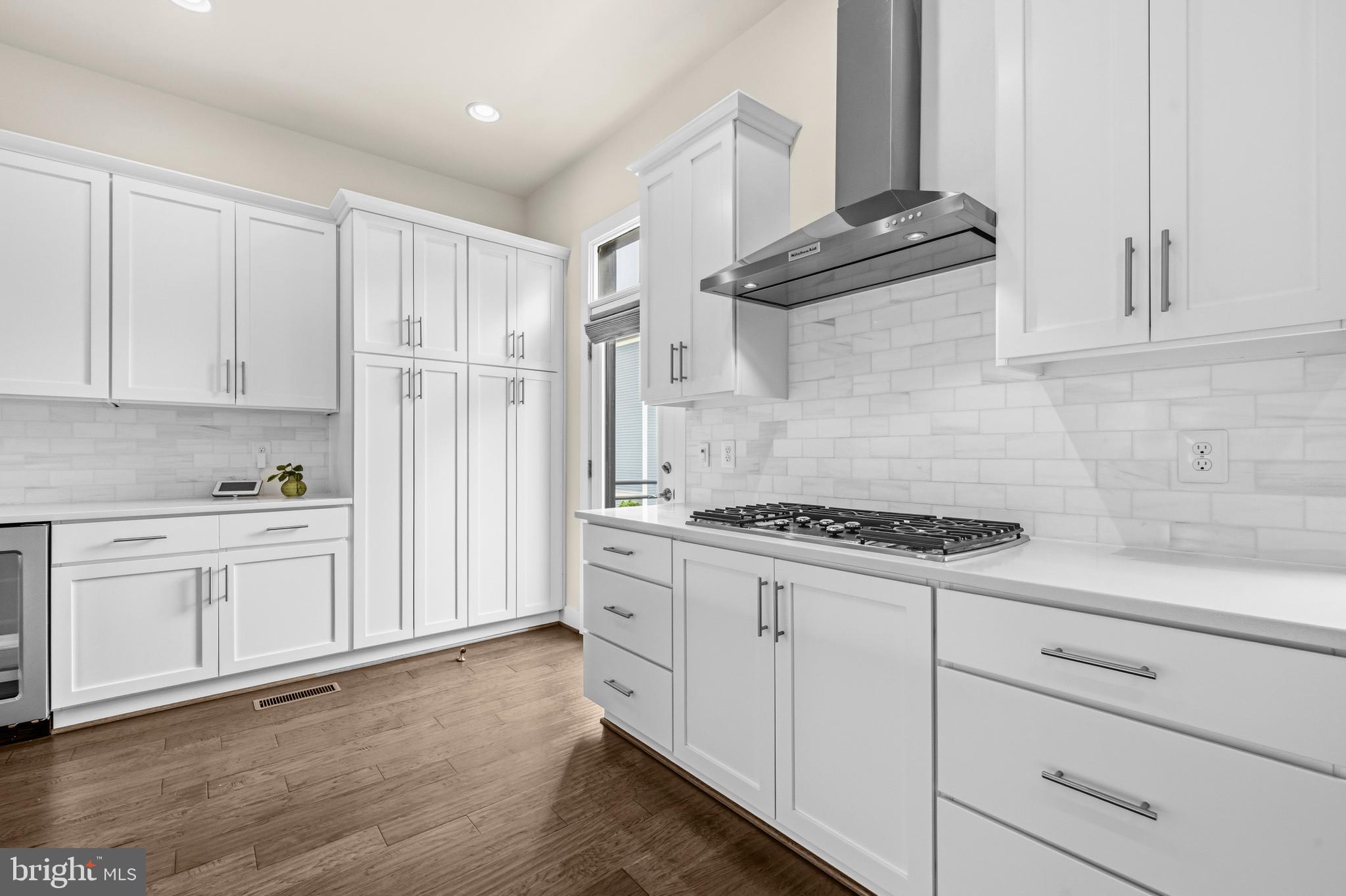 POTOMAC YARD - Residential