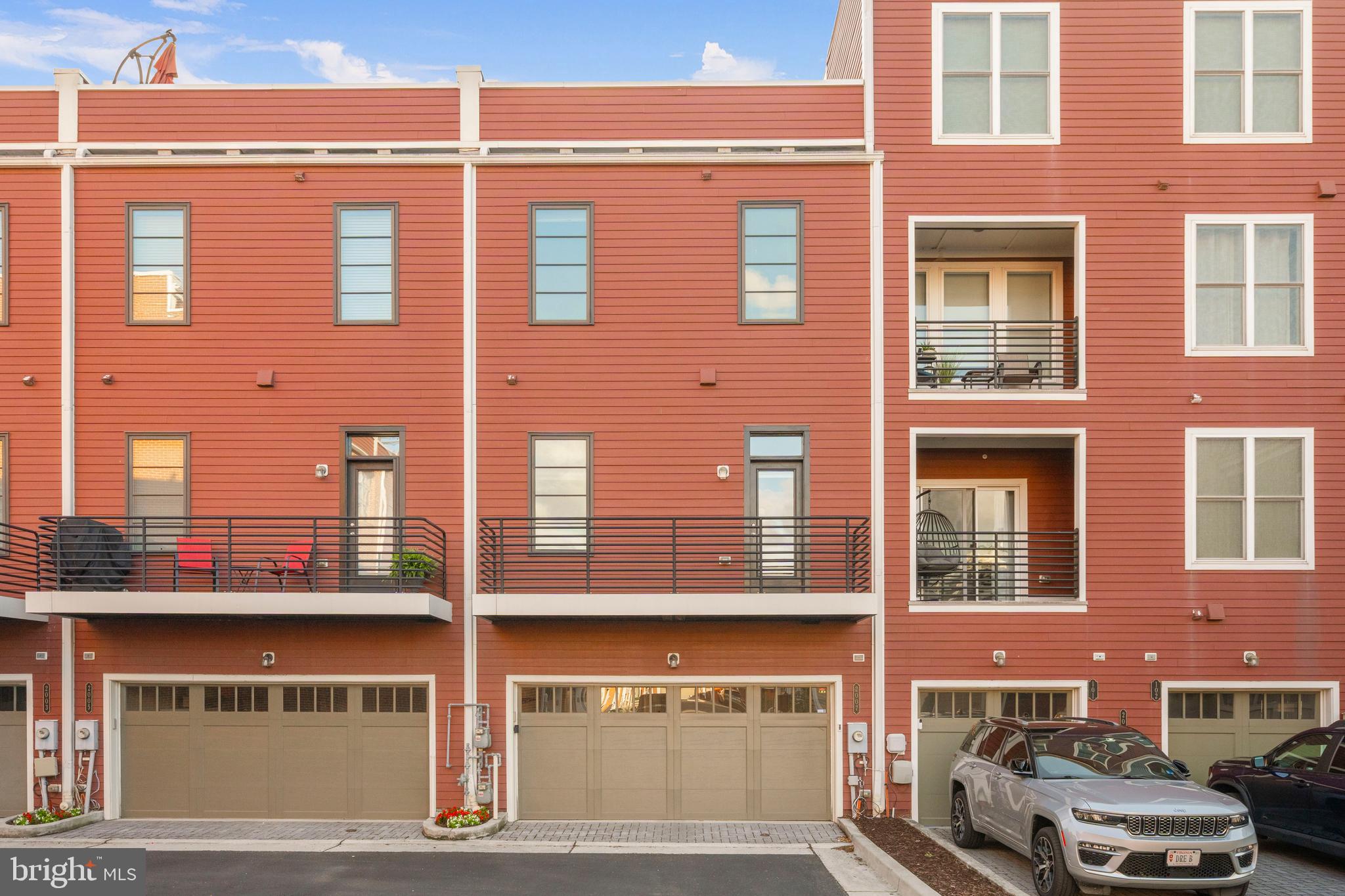 POTOMAC YARD - Residential