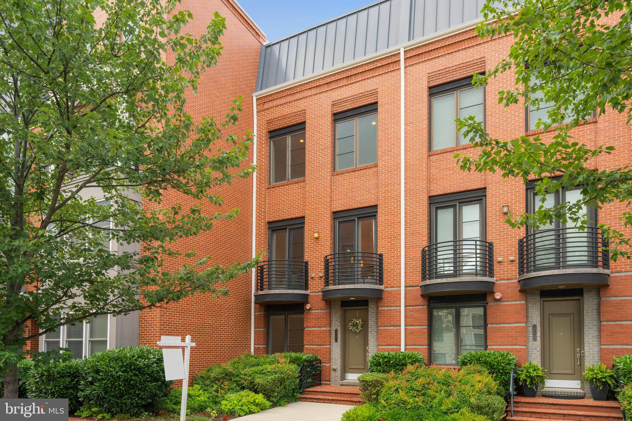 POTOMAC YARD - Residential