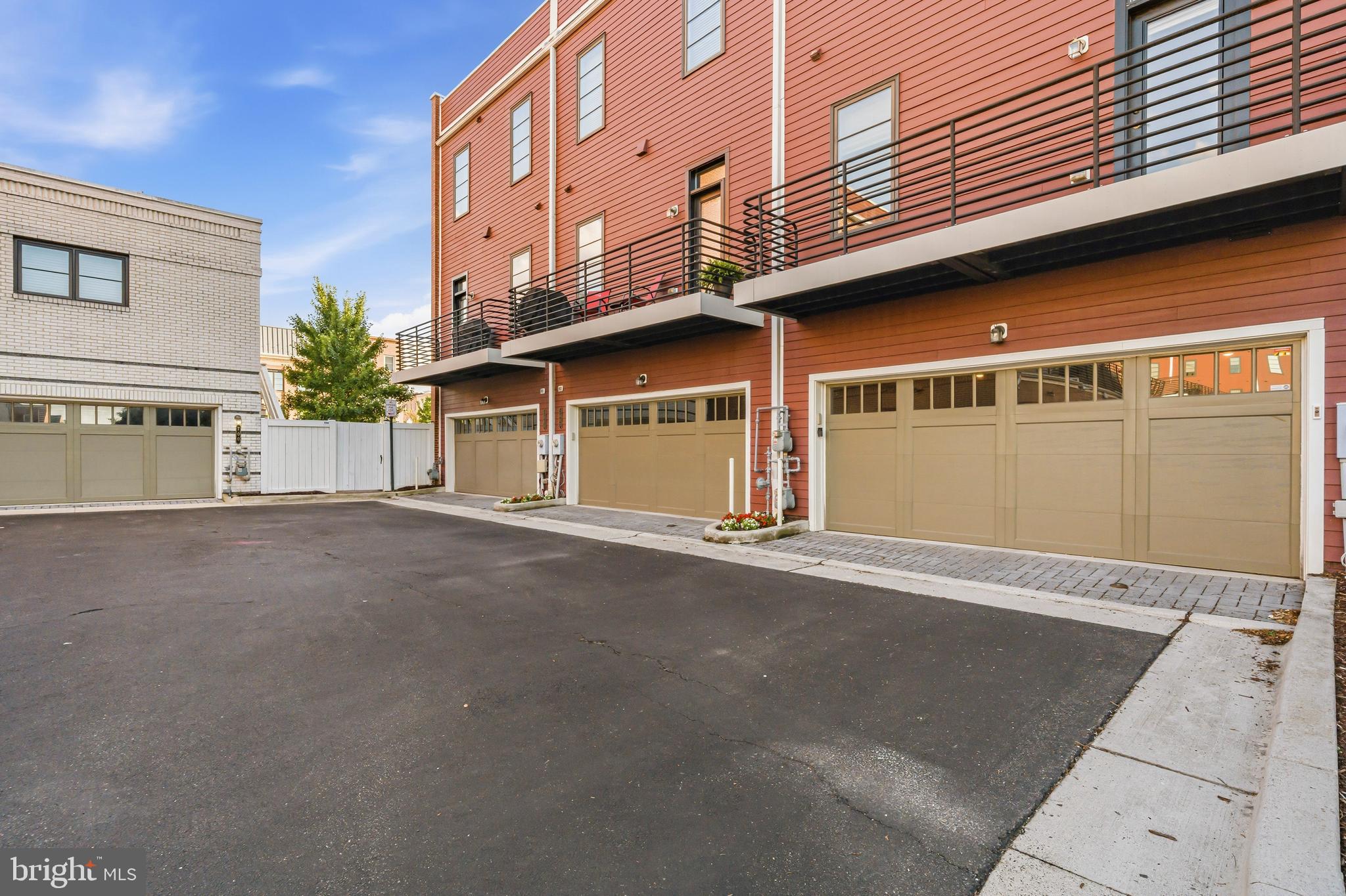 POTOMAC YARD - Residential