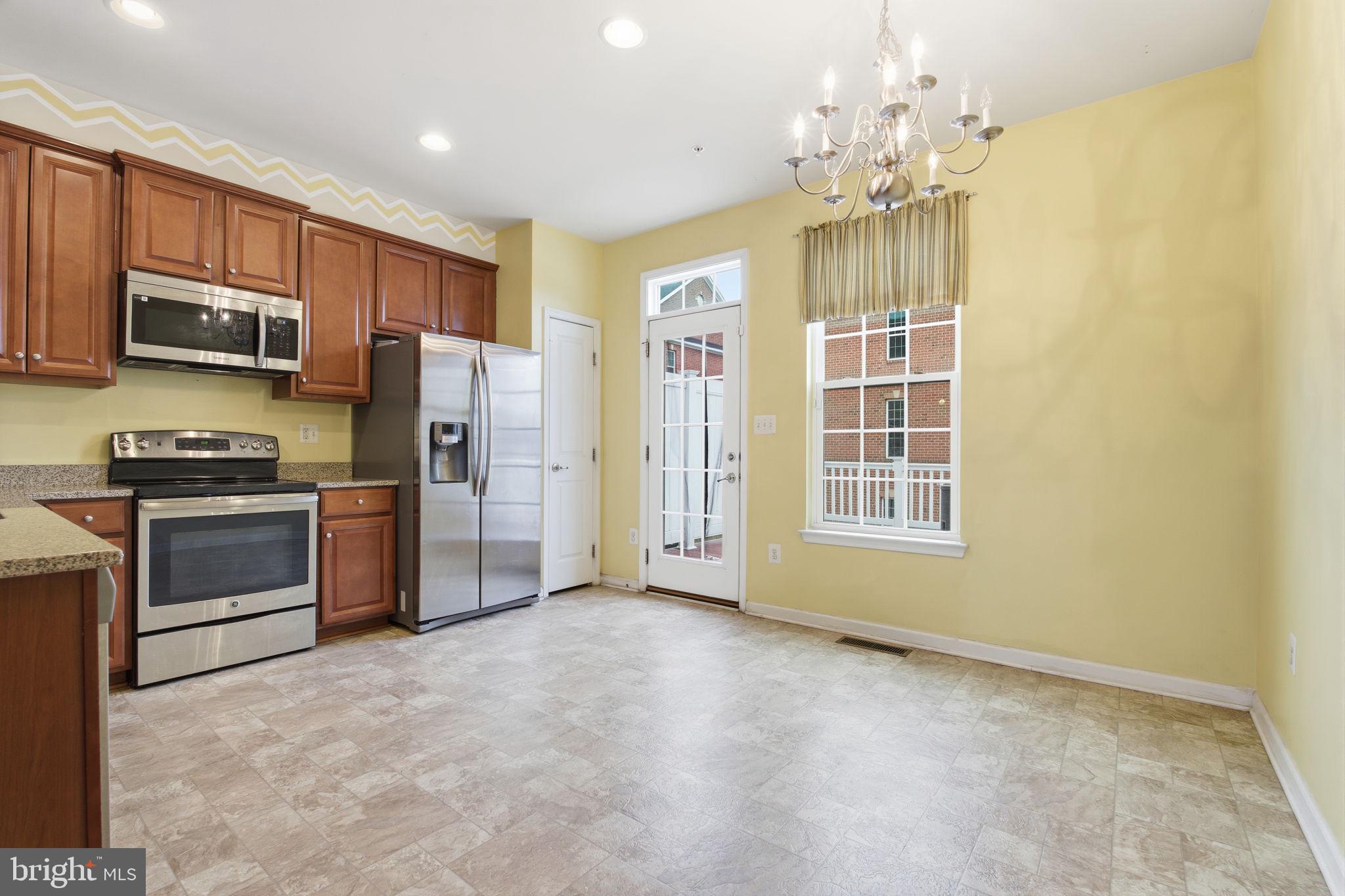 O'DONNELL SQUARE - Residential Lease
