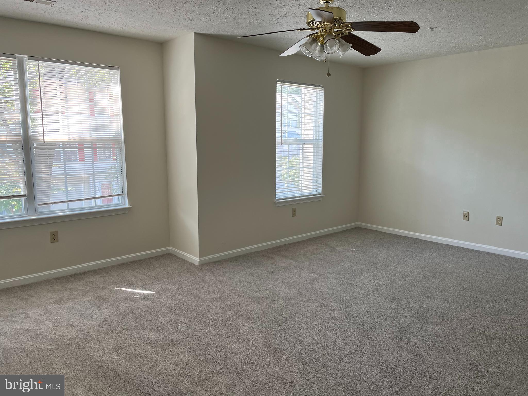 COLUMBIA PARK - Residential Lease