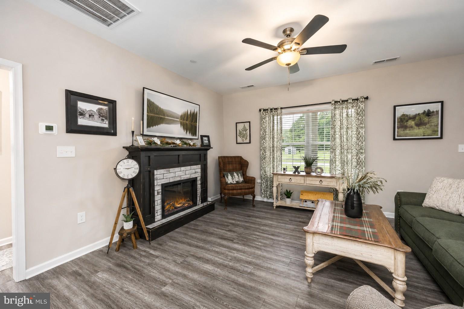 JENKINS ORCHARD - Residential