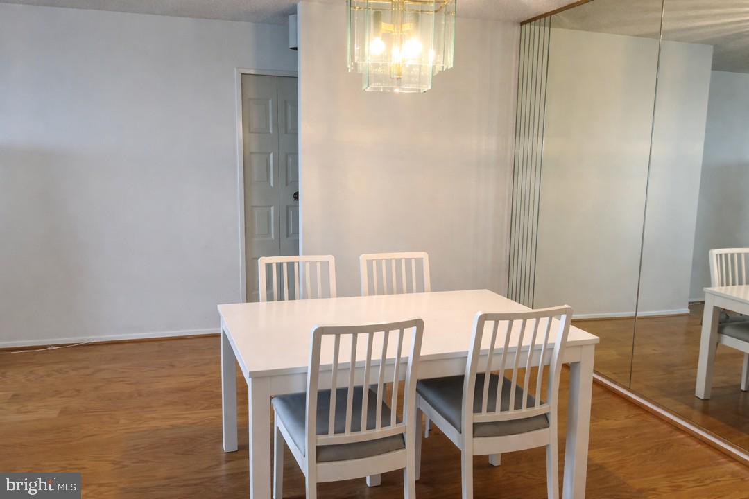 REGENCY AT MCLEAN - Residential