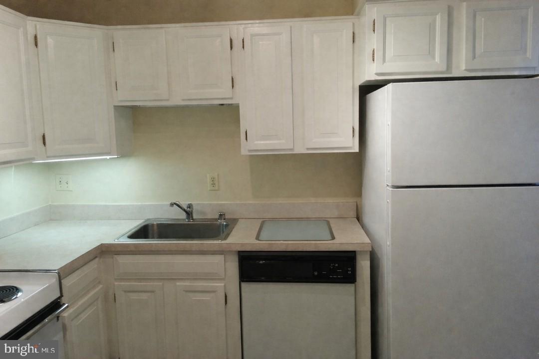 REGENCY AT MCLEAN - Residential
