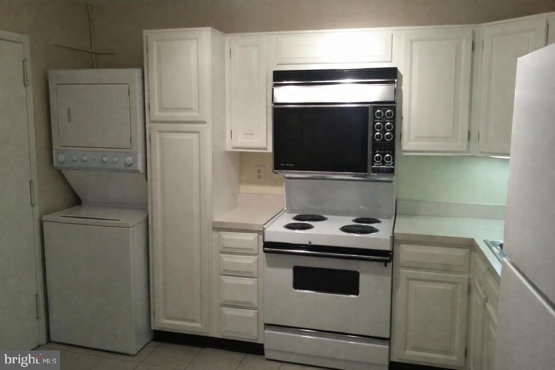 REGENCY AT MCLEAN - Residential