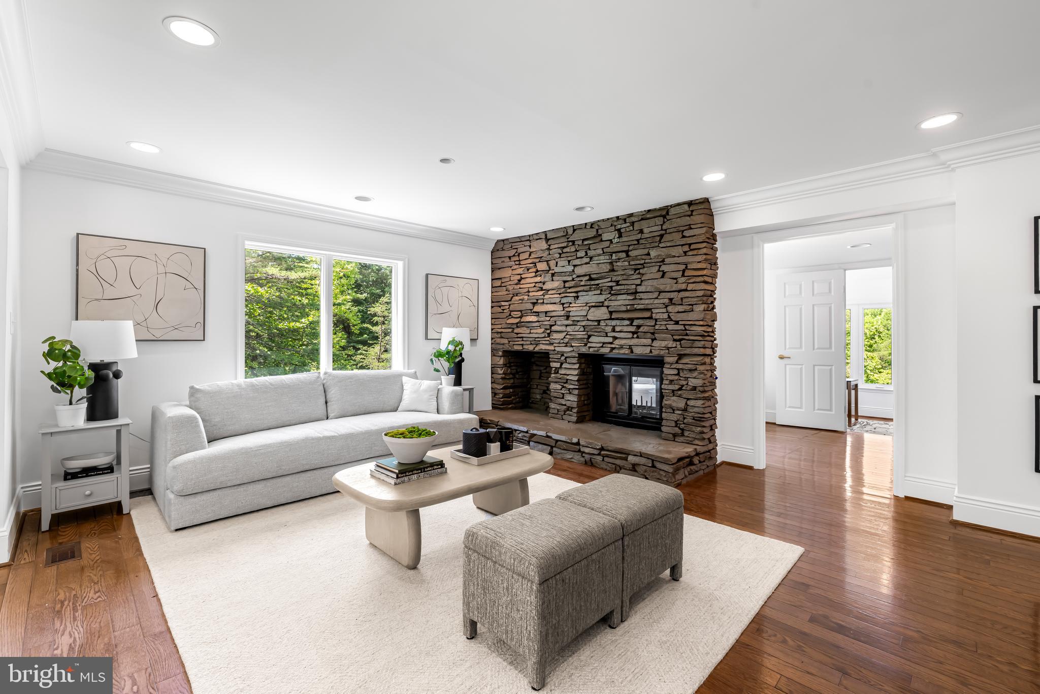 VALLEY HEIGHTS - Residential