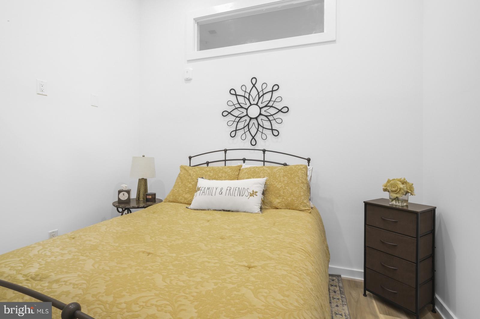CENTER CITY - Residential Lease