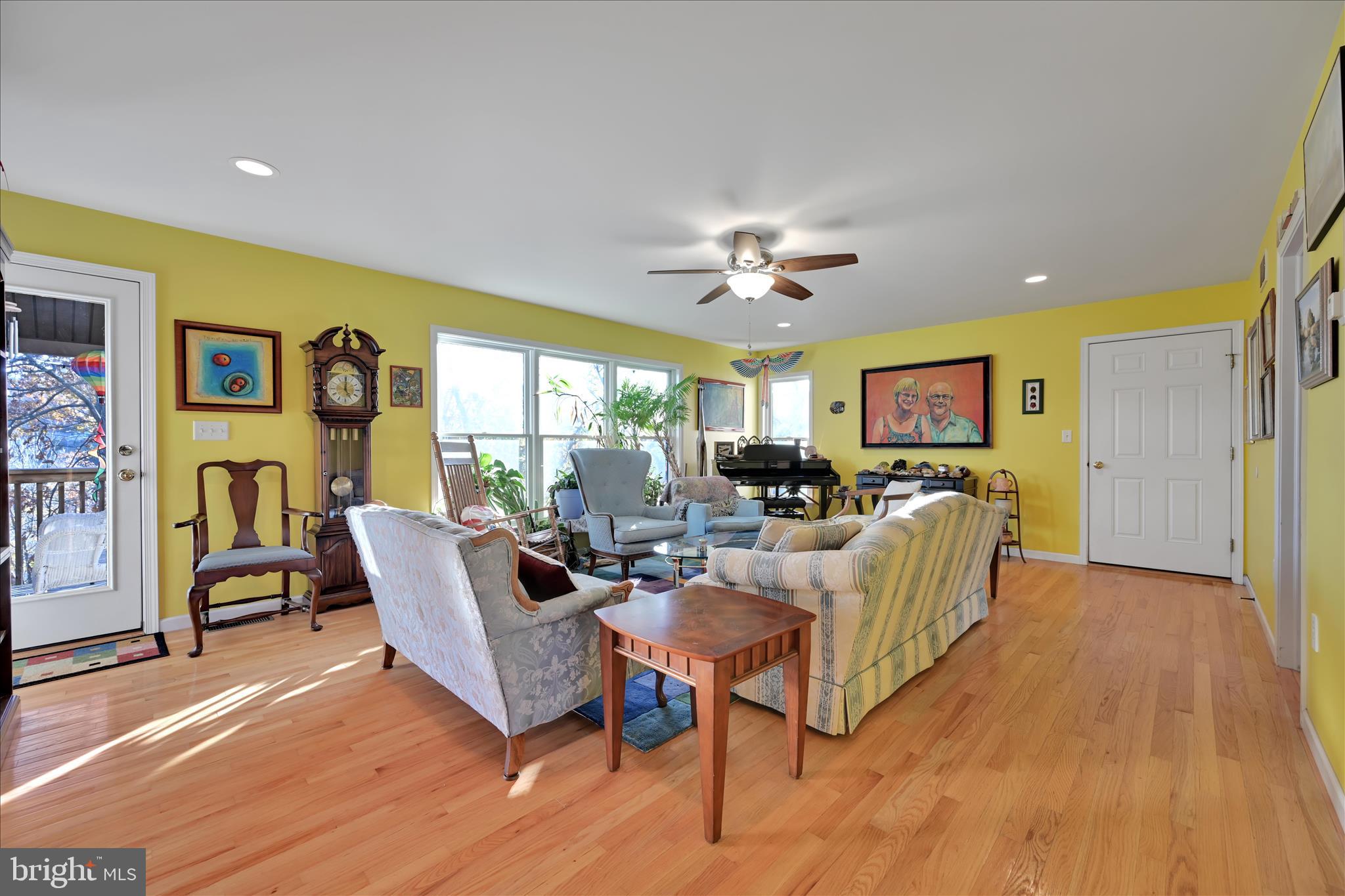 LAKE WYNONAH - Residential