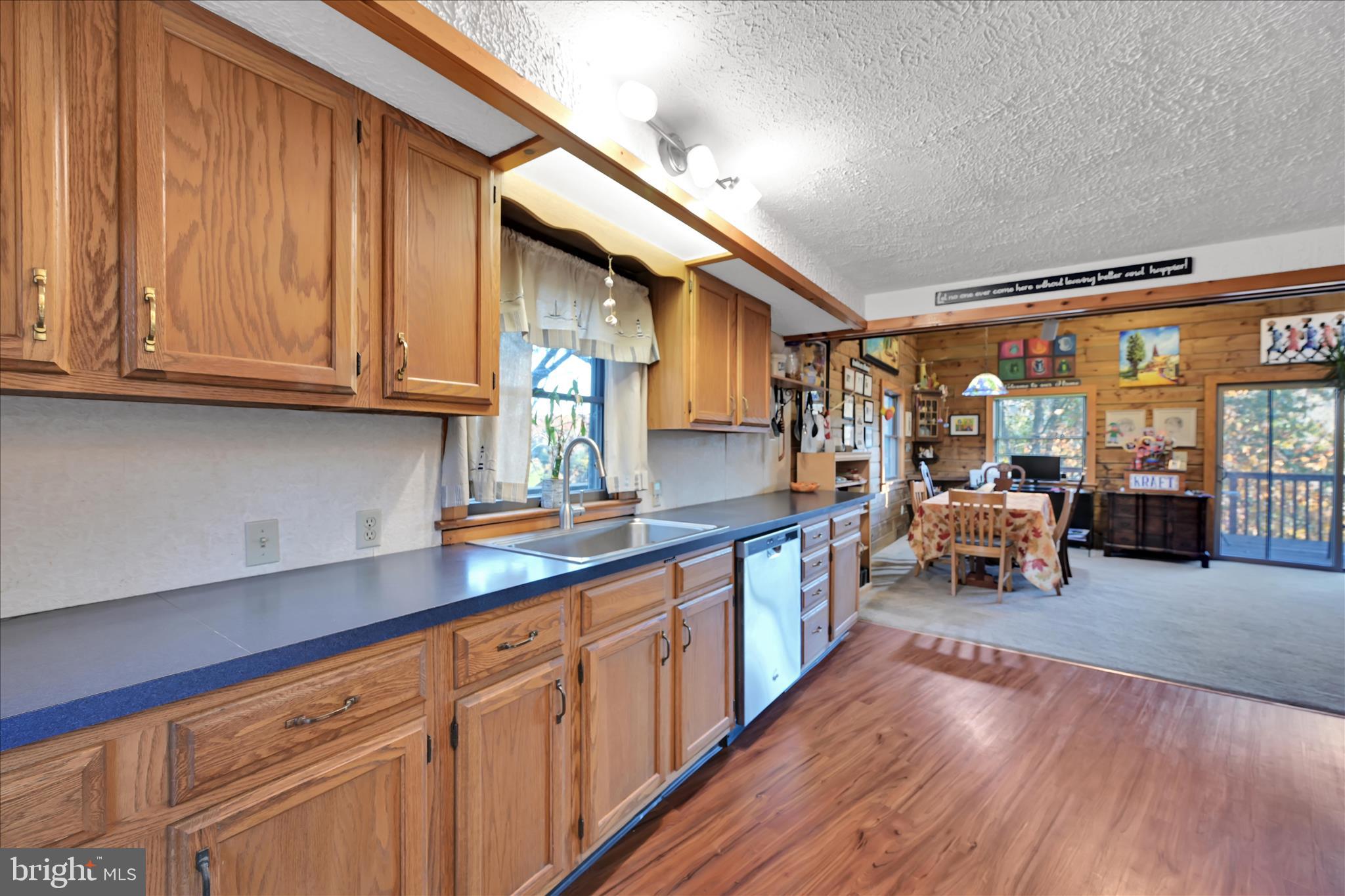 LAKE WYNONAH - Residential