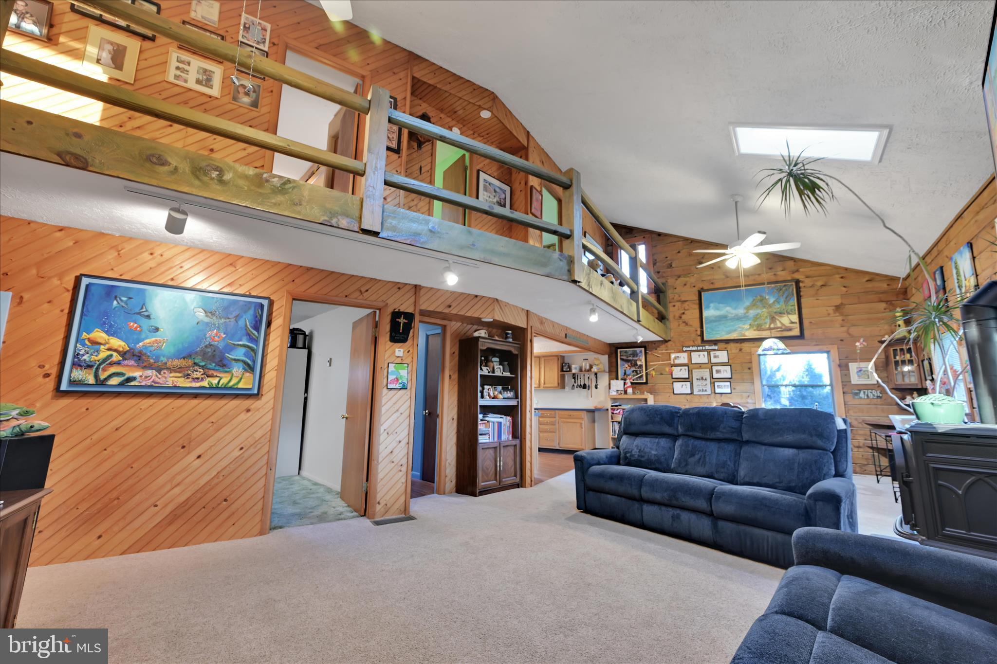 LAKE WYNONAH - Residential