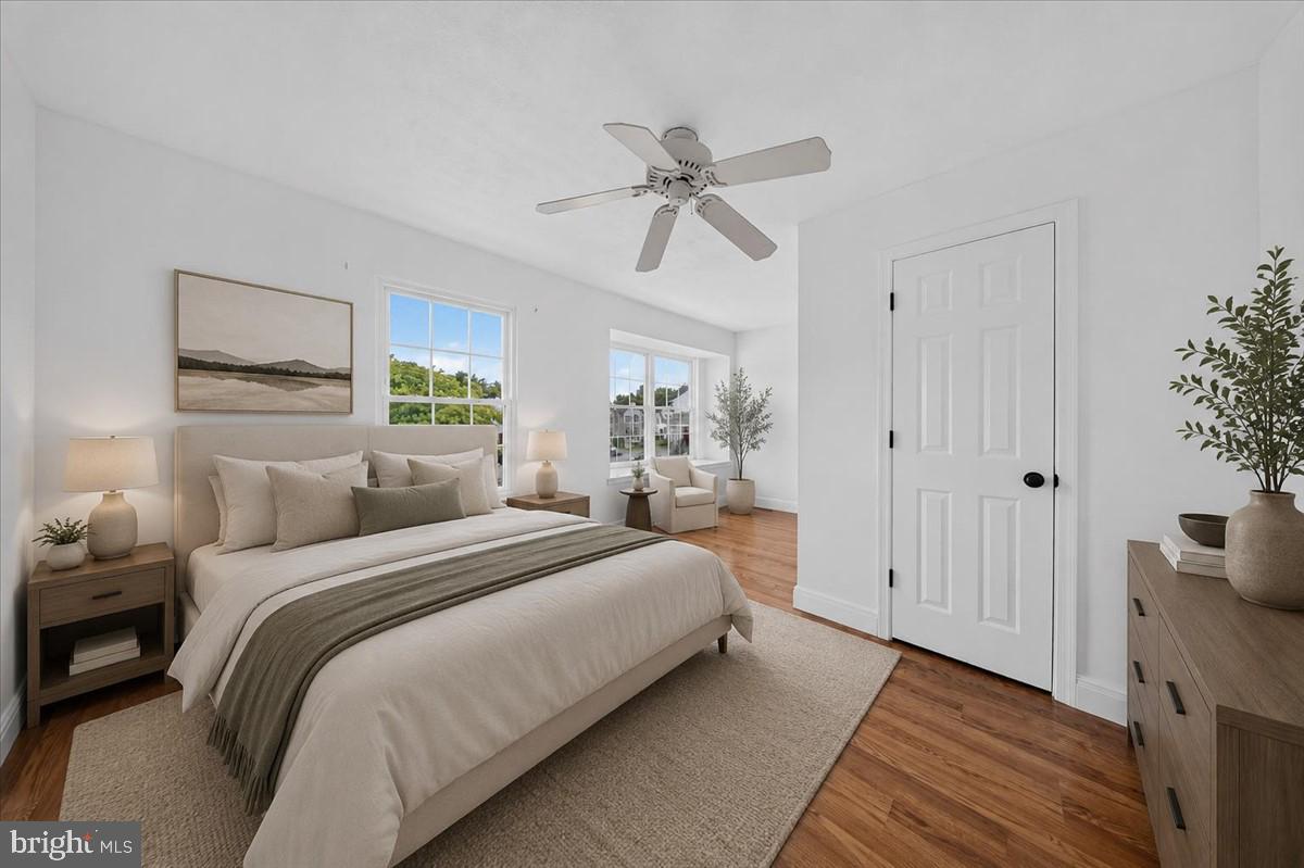 GOVERNORS SQUARE - Residential