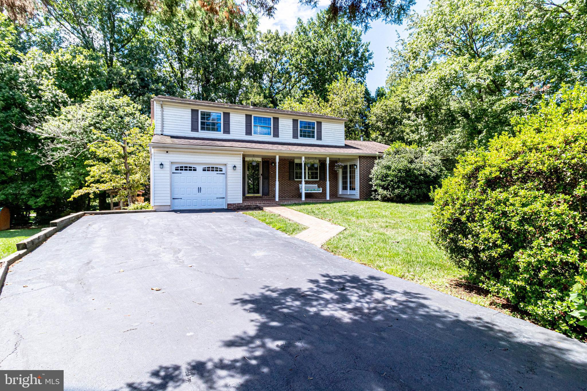 LEXINGTON ESTATES - Residential